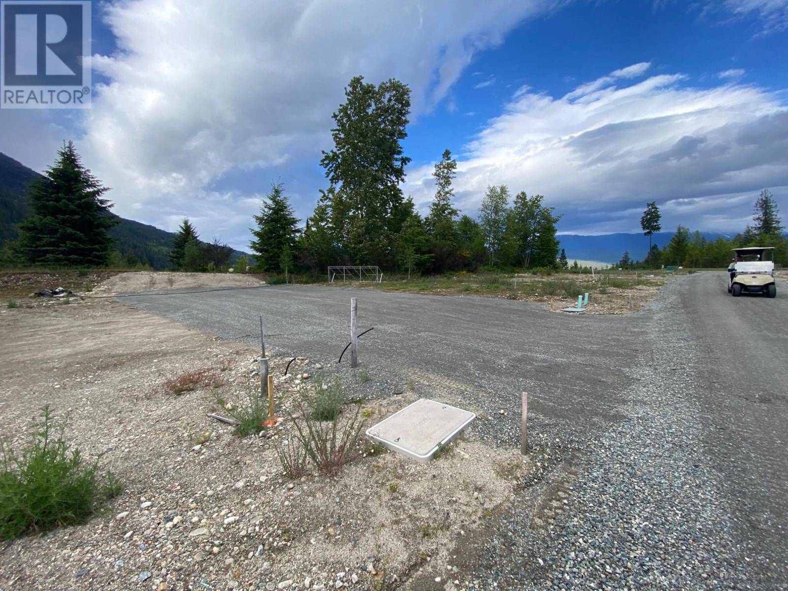Balfour, BC V0G1C0,205 EDWARD Street Lot# 34