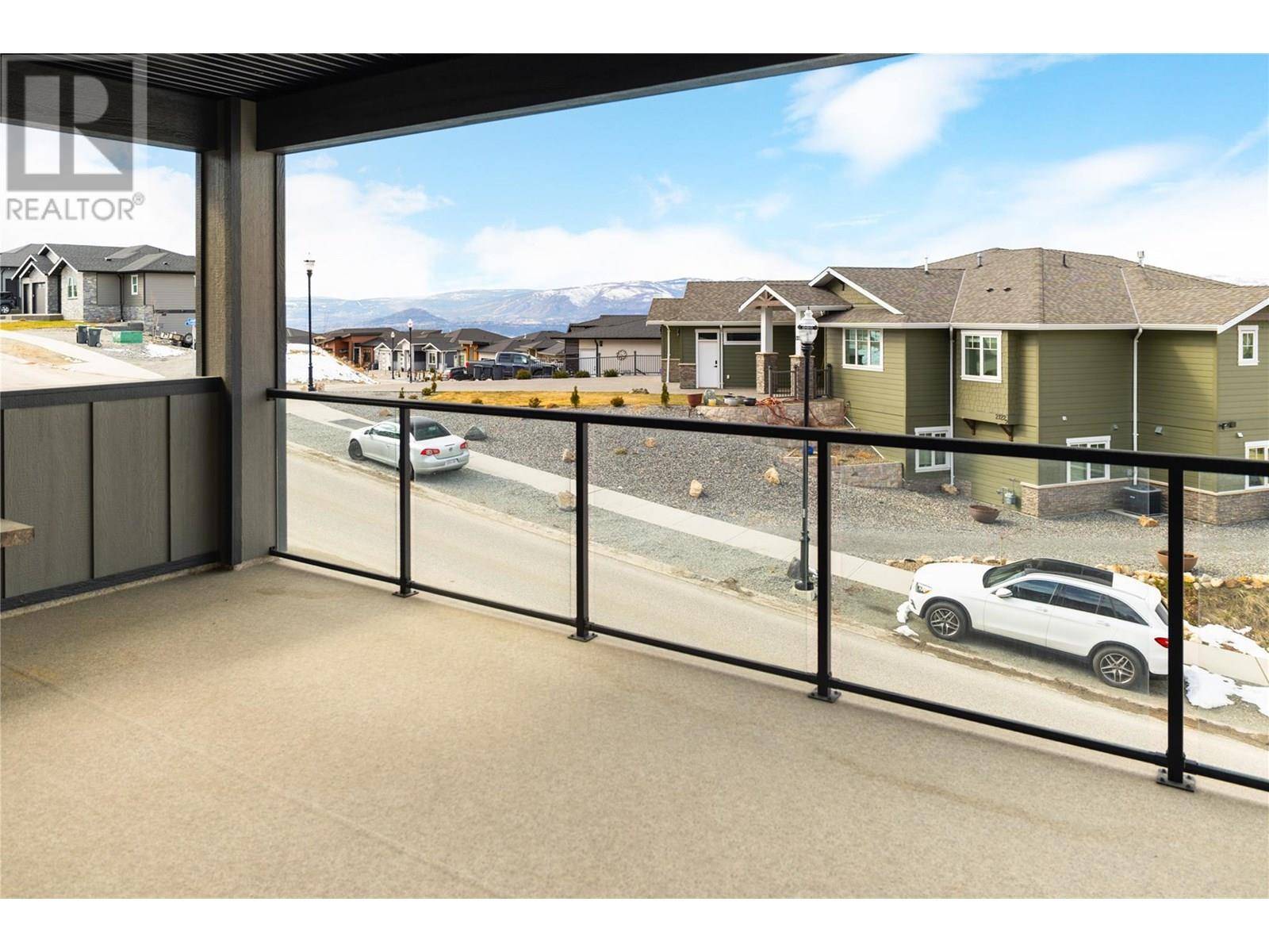 Kelowna, BC V1P1V1,2203 LAVETTA Drive