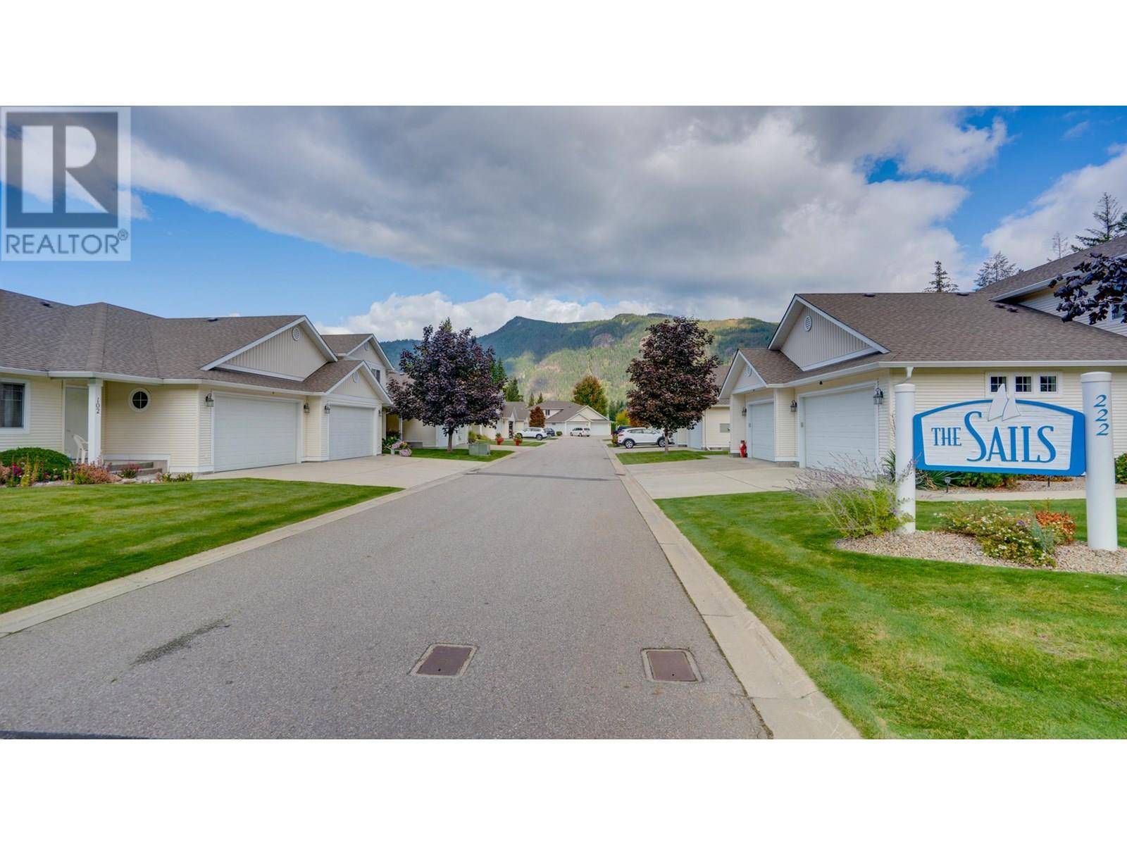 Sicamous, BC V0E2V0,222 Martin ST #116