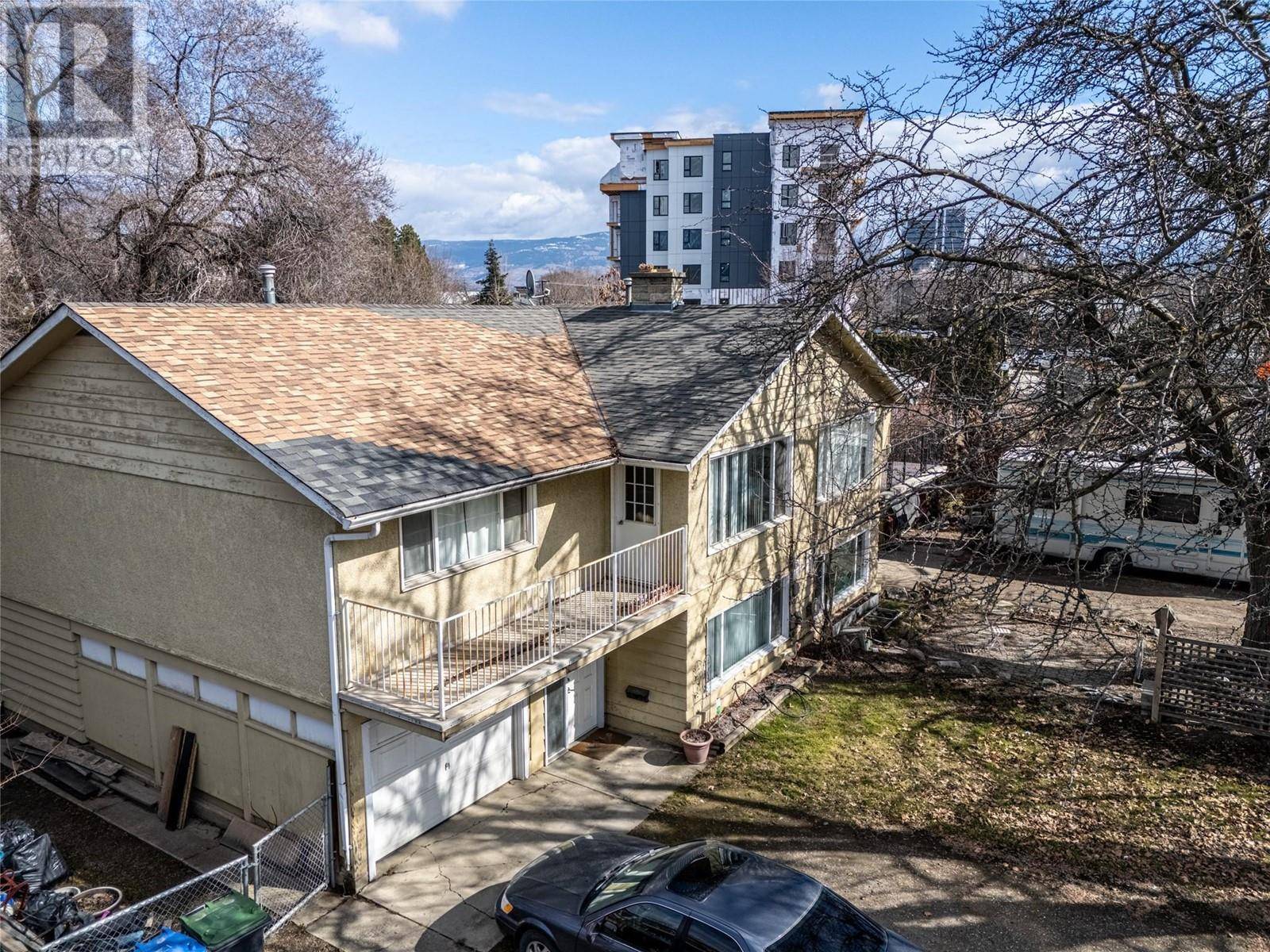Kelowna, BC V1Y6B5,1316 Pridham Avenue