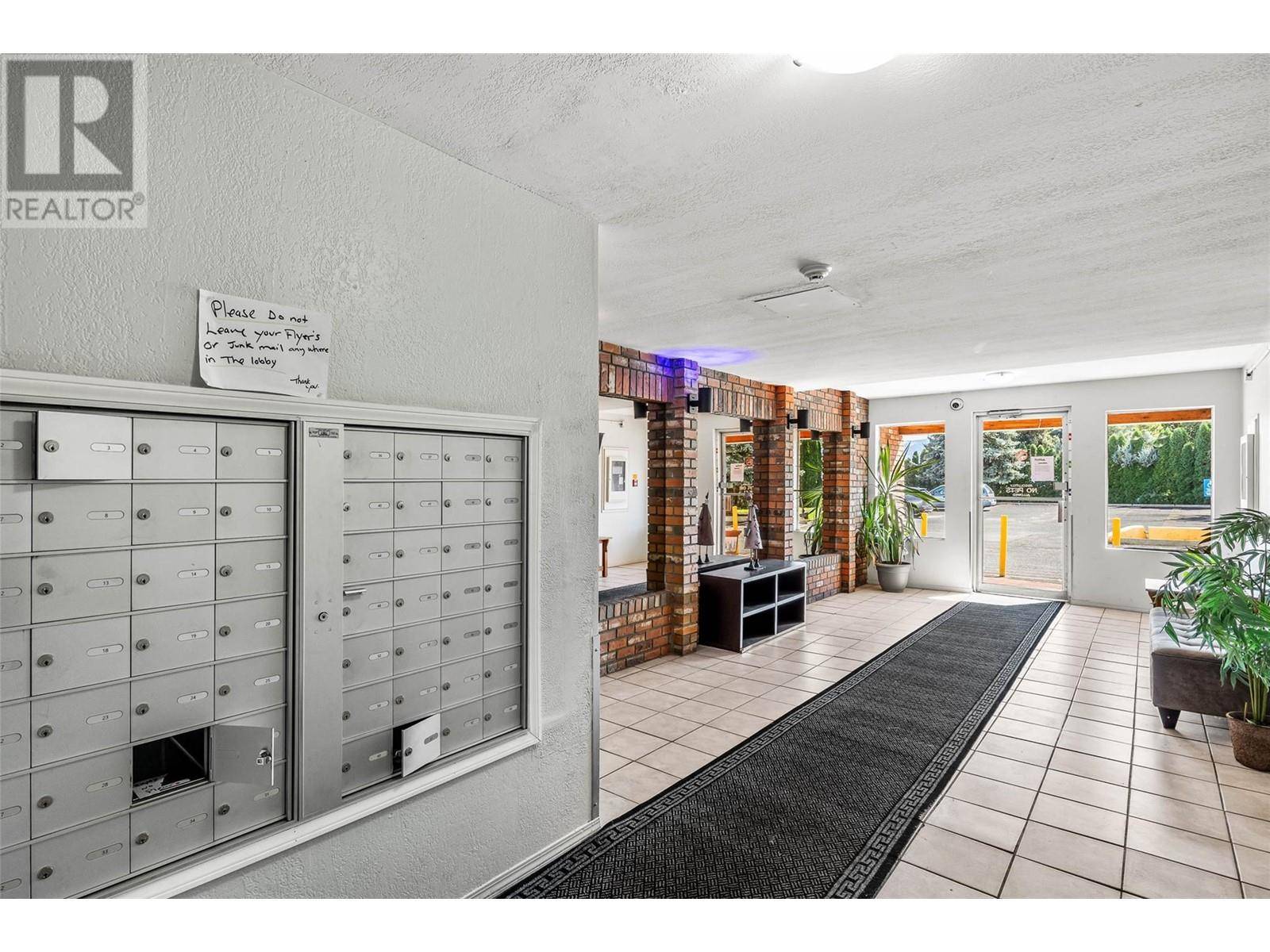 Kamloops, BC V2B3L7,1760 Brunner AVE #306