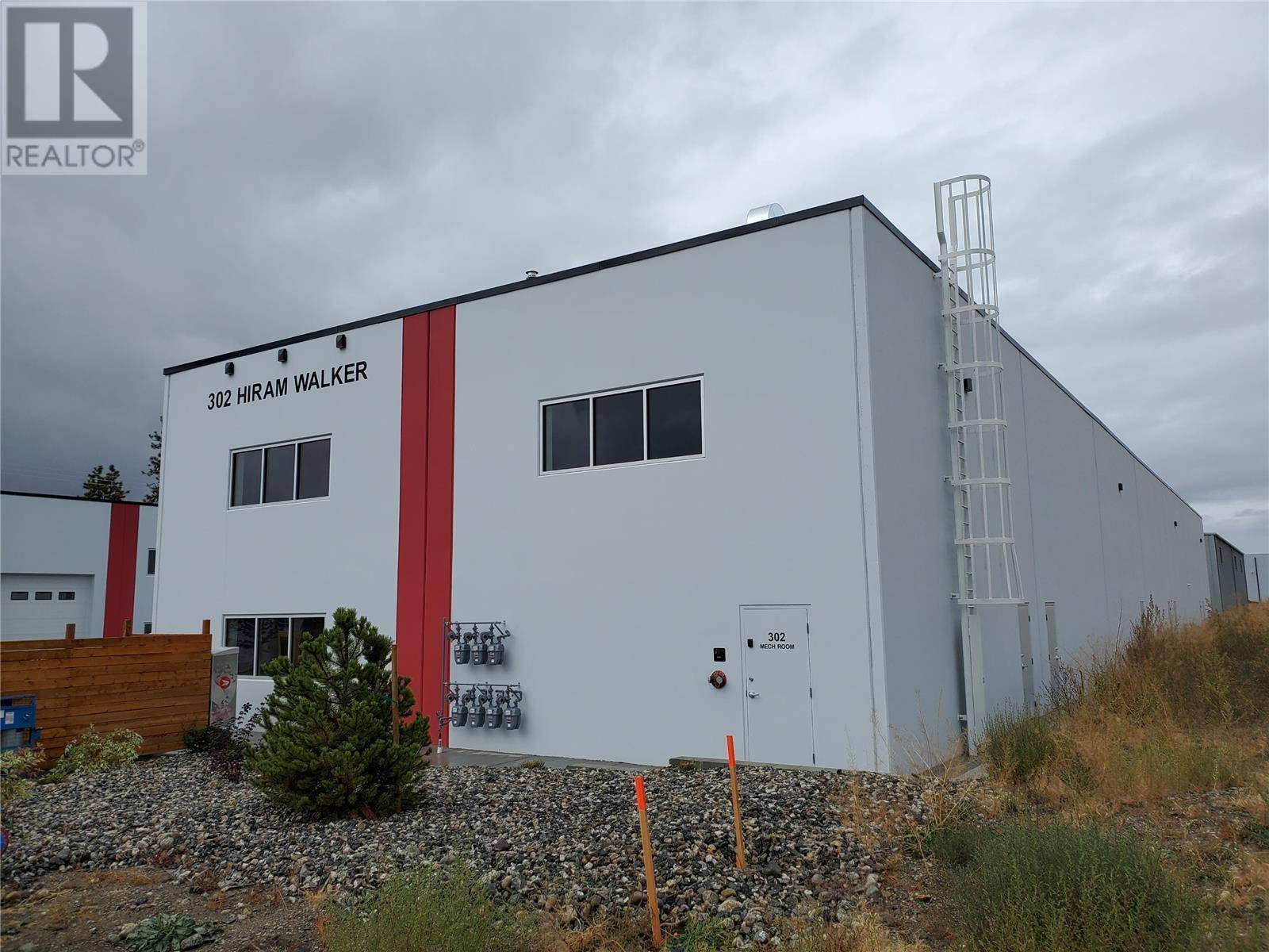 Kelowna, BC V4V1E6,302 Hiram Walker CT #103