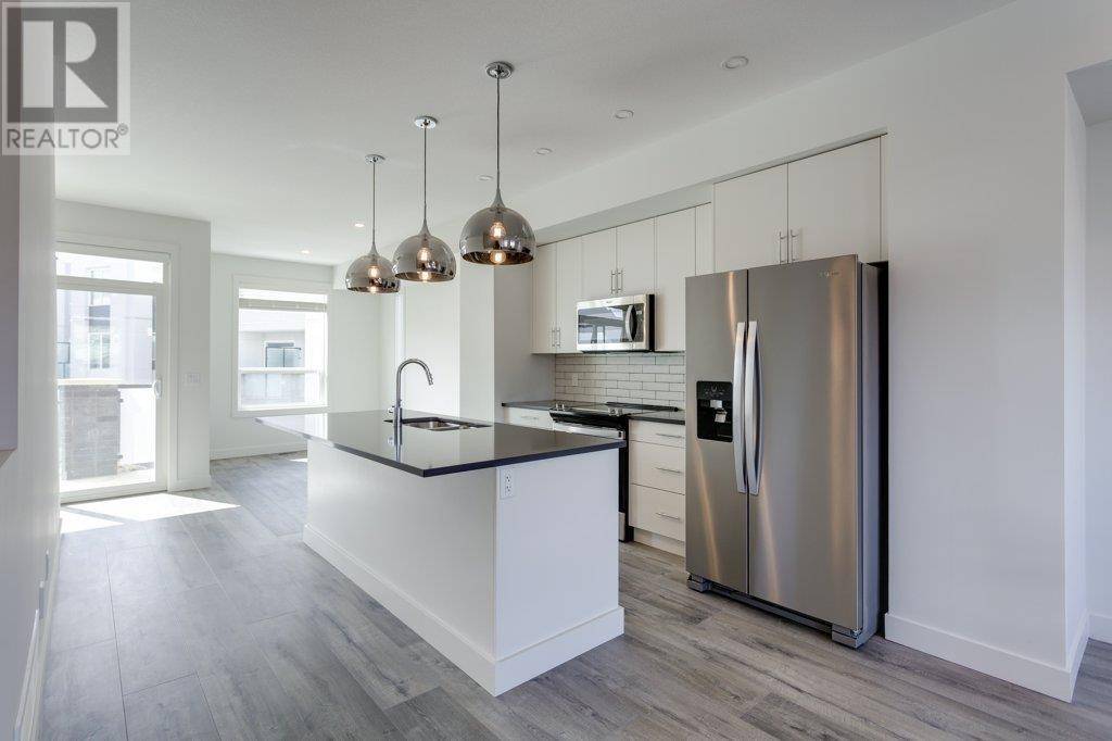 Kelowna, BC V1V0H2,610 Academy WAY #42