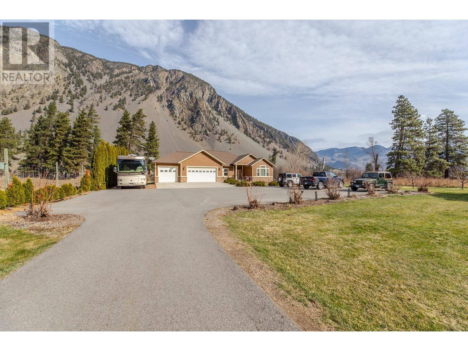 Keremeos, BC V0H1N0,3210 / 3208 Cory Road