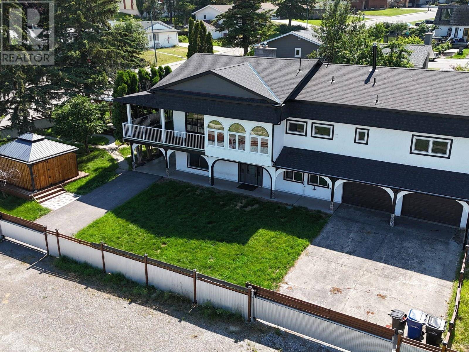 Cranbrook, BC V1C3G9,3 21ST Avenue S