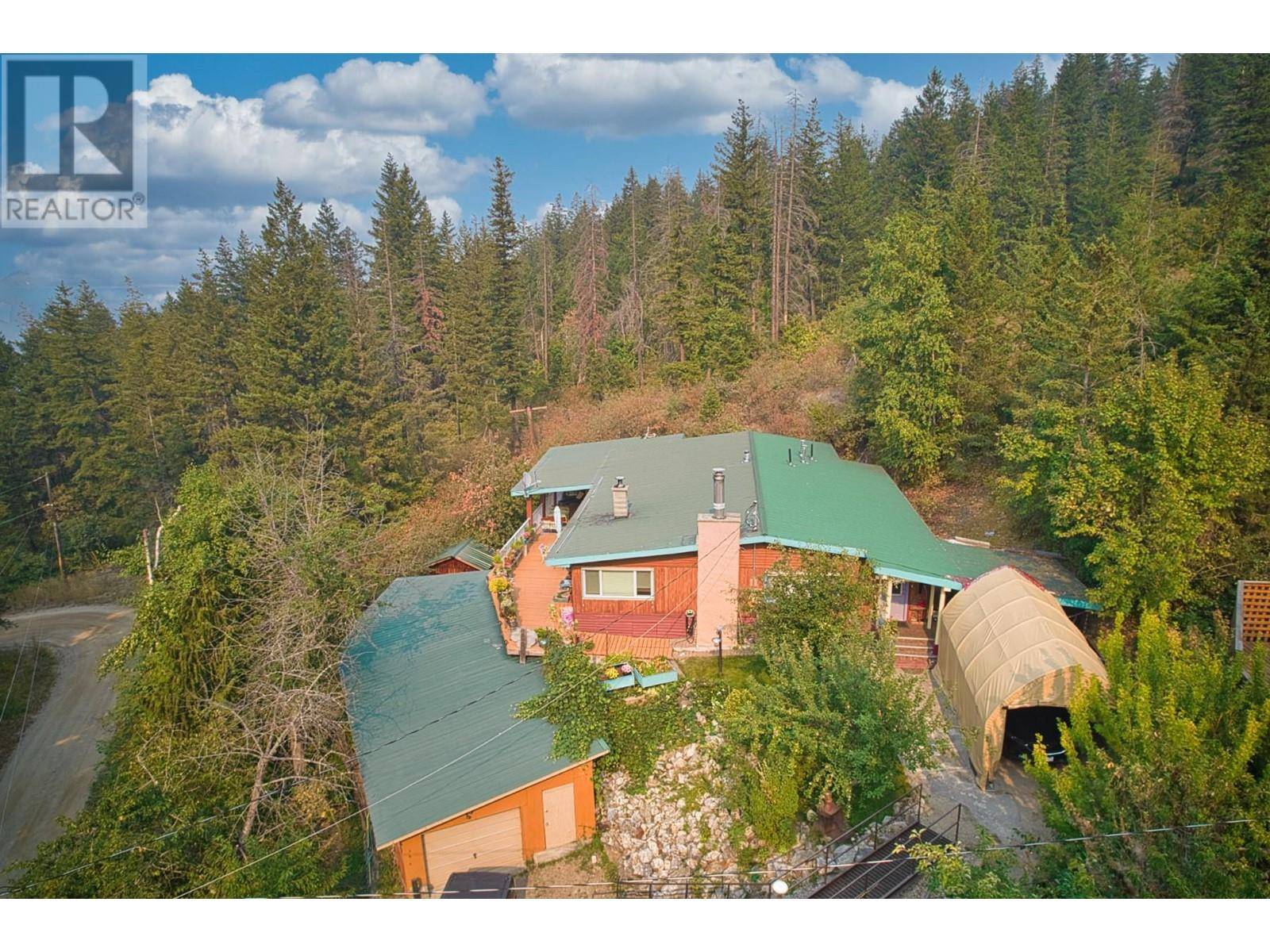 Sorrento, BC V0E2W1,3096 Lindberg Road