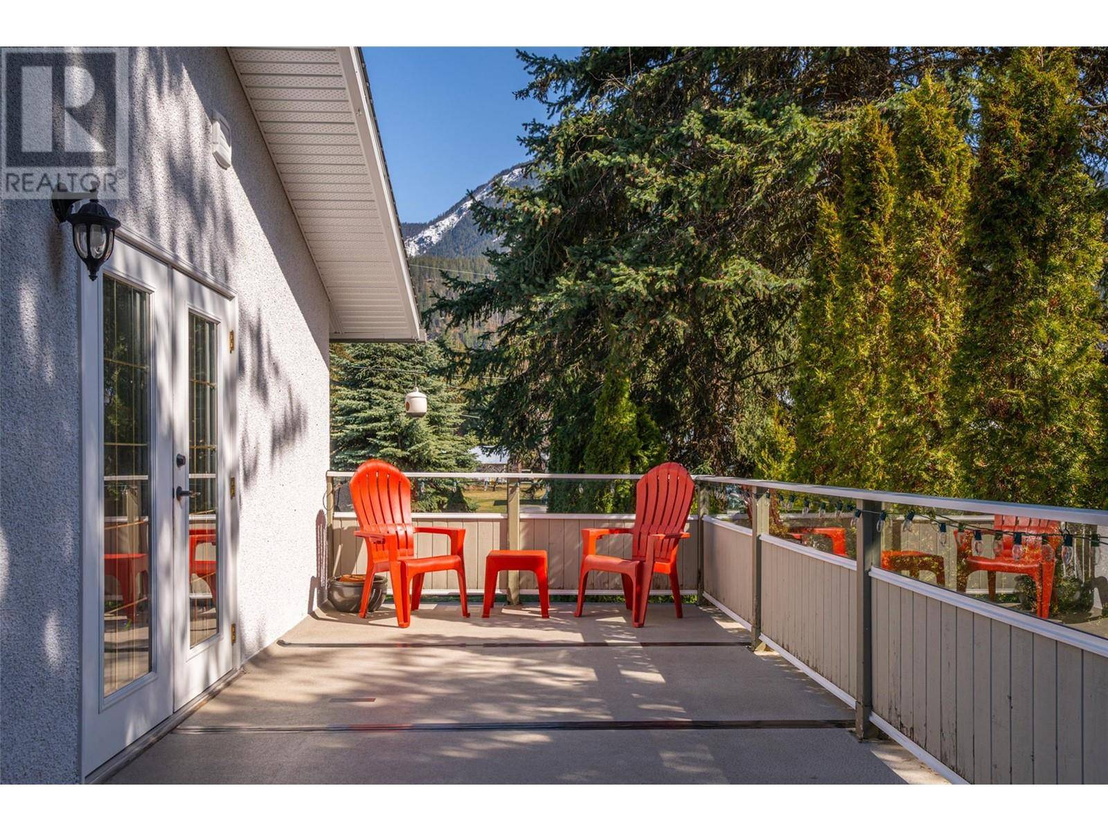 Revelstoke, BC V0E2S1,1727 Tillen Road