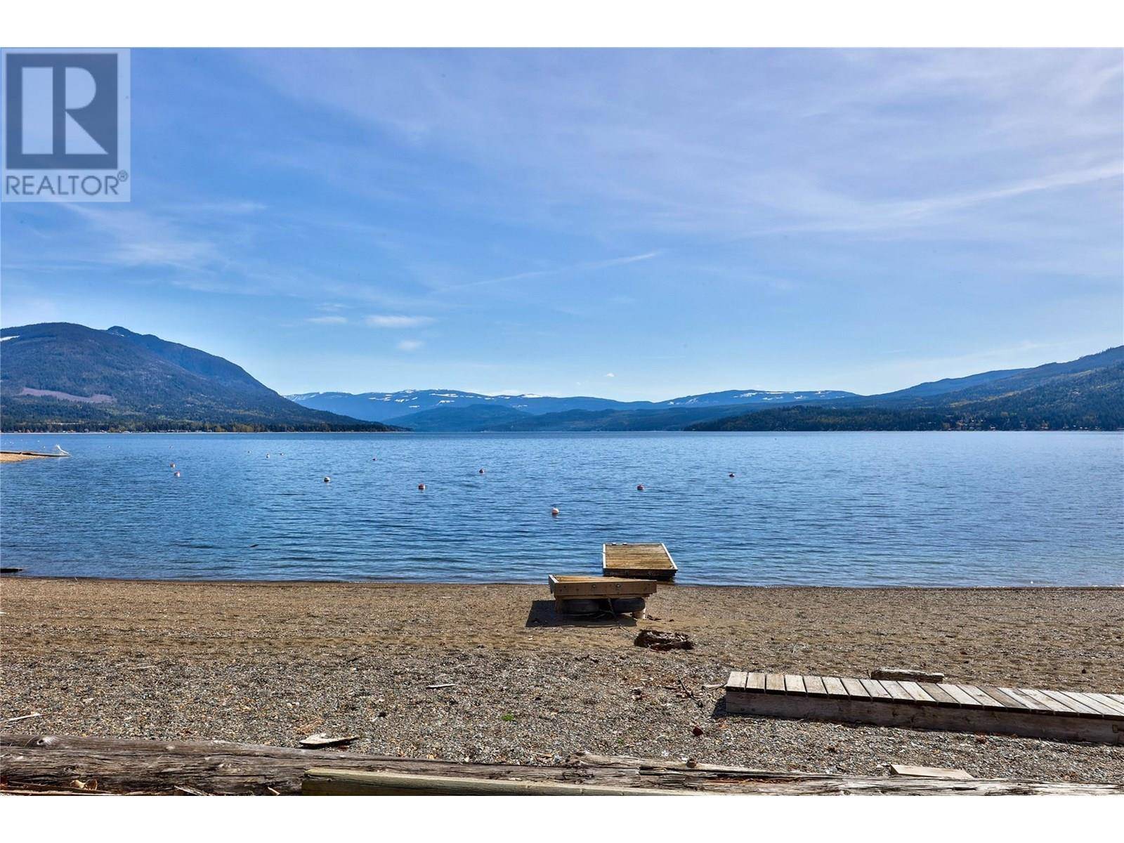 Magna Bay, BC V0E1M7,6102 Davis RD #22
