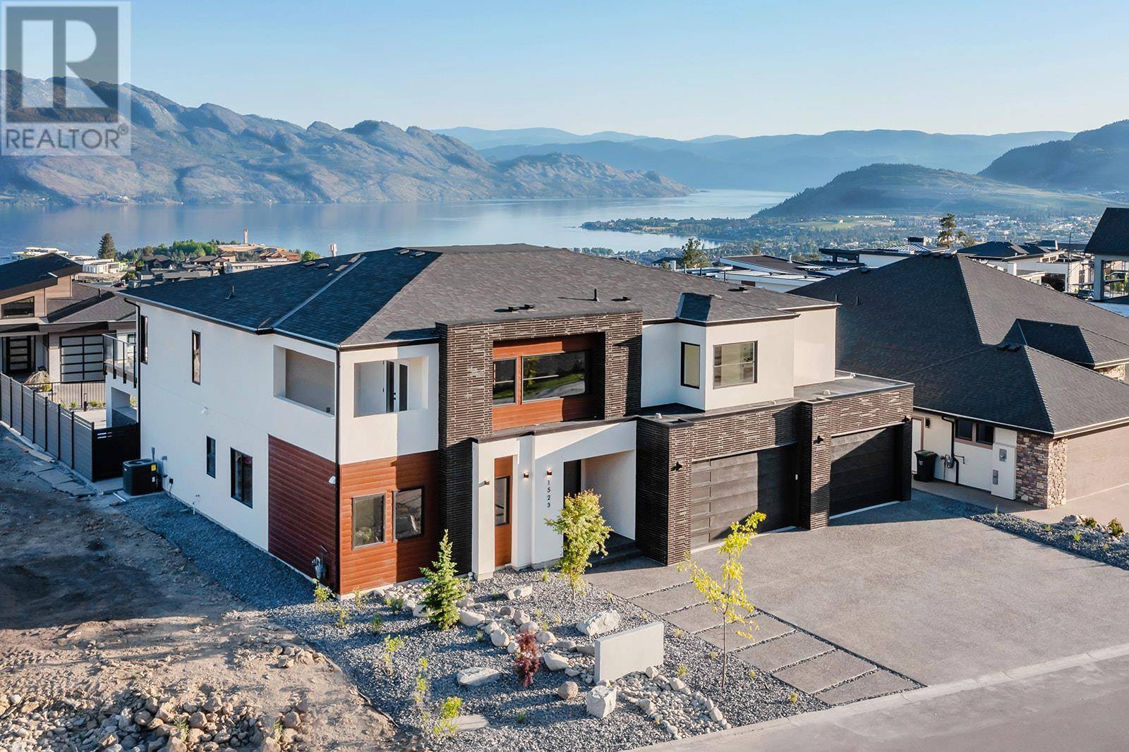 Kelowna, BC V4T0E1,1523 Cabernet Way