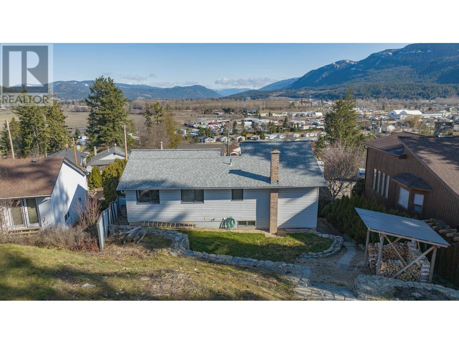 Enderby, BC V4Y4C1,135 Birch Crescent