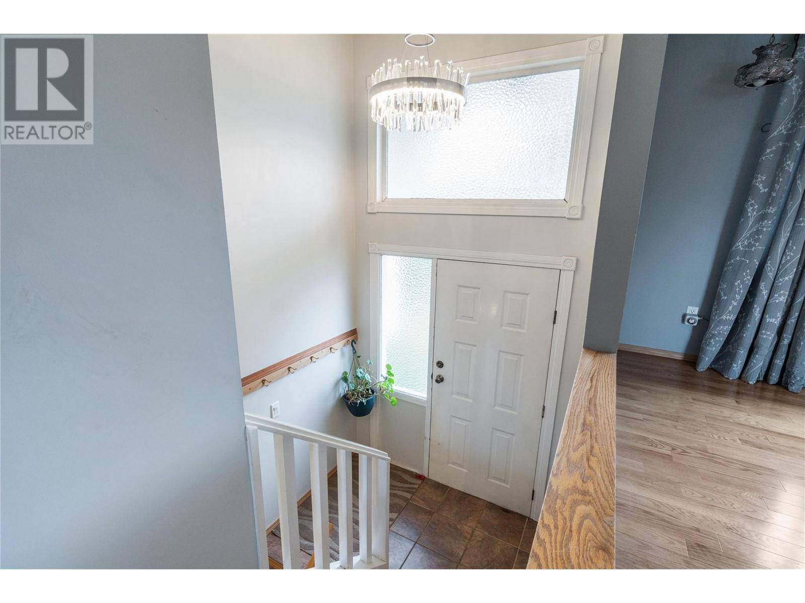 Salmon Arm, BC V1E3G7,2981 30 Street NE