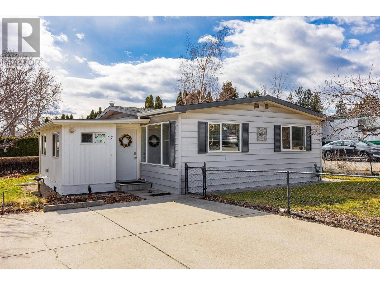 West Kelowna, BC V1Z3M9,2001 97 HWY South #27