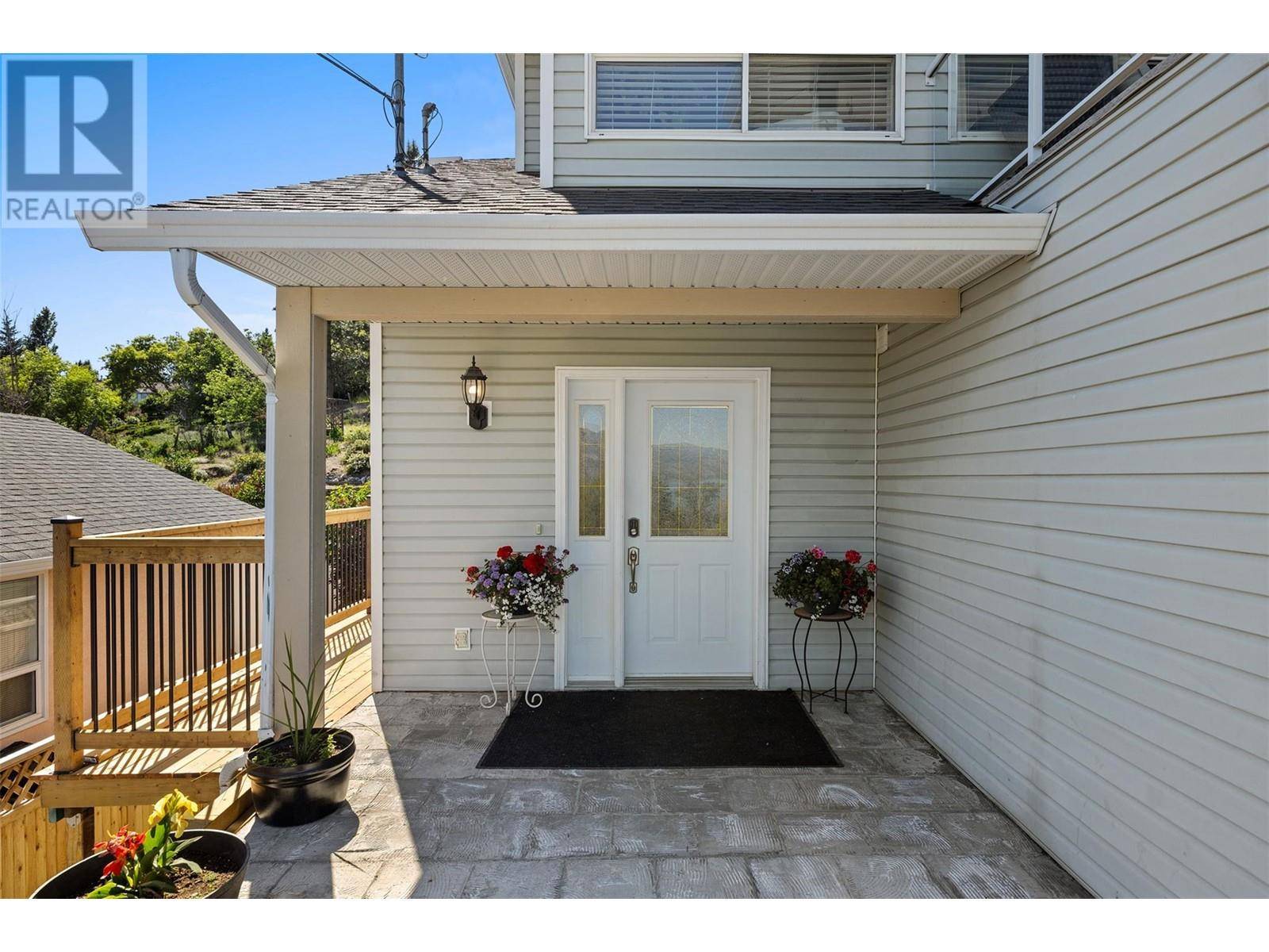 Peachland, BC V0H1X7,4622 Princeton Avenue
