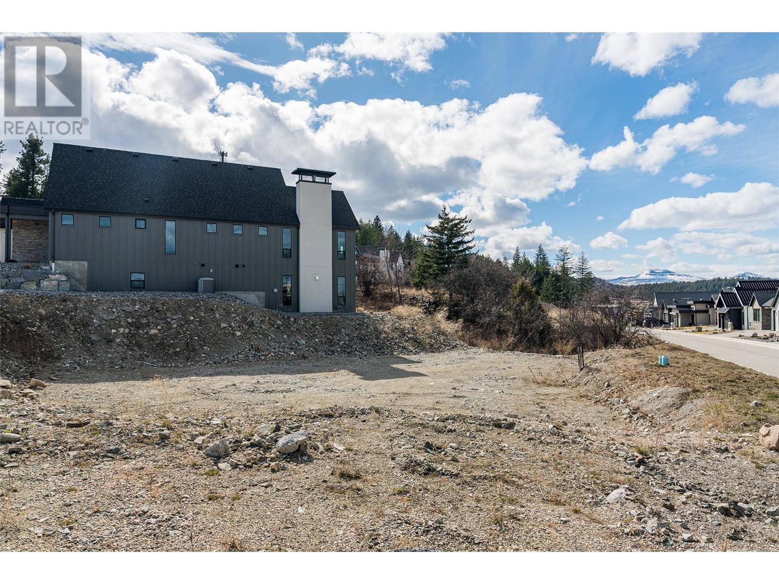 Vernon, BC V1H0A2,201 Diamond Way