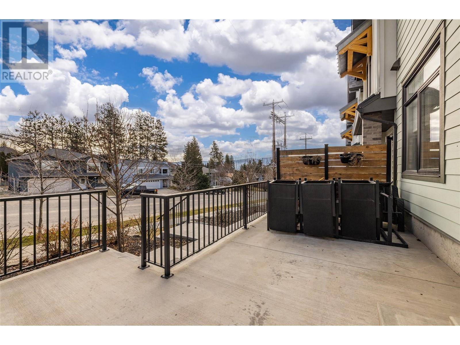 Kelowna, BC V1V0G1,1435 Cara Glen CT #108