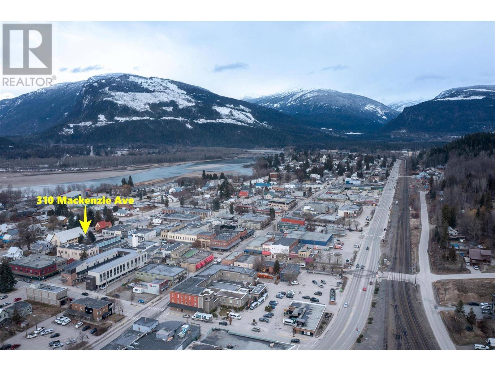 Revelstoke, BC V0E2S0,310 Mackenzie Avenue
