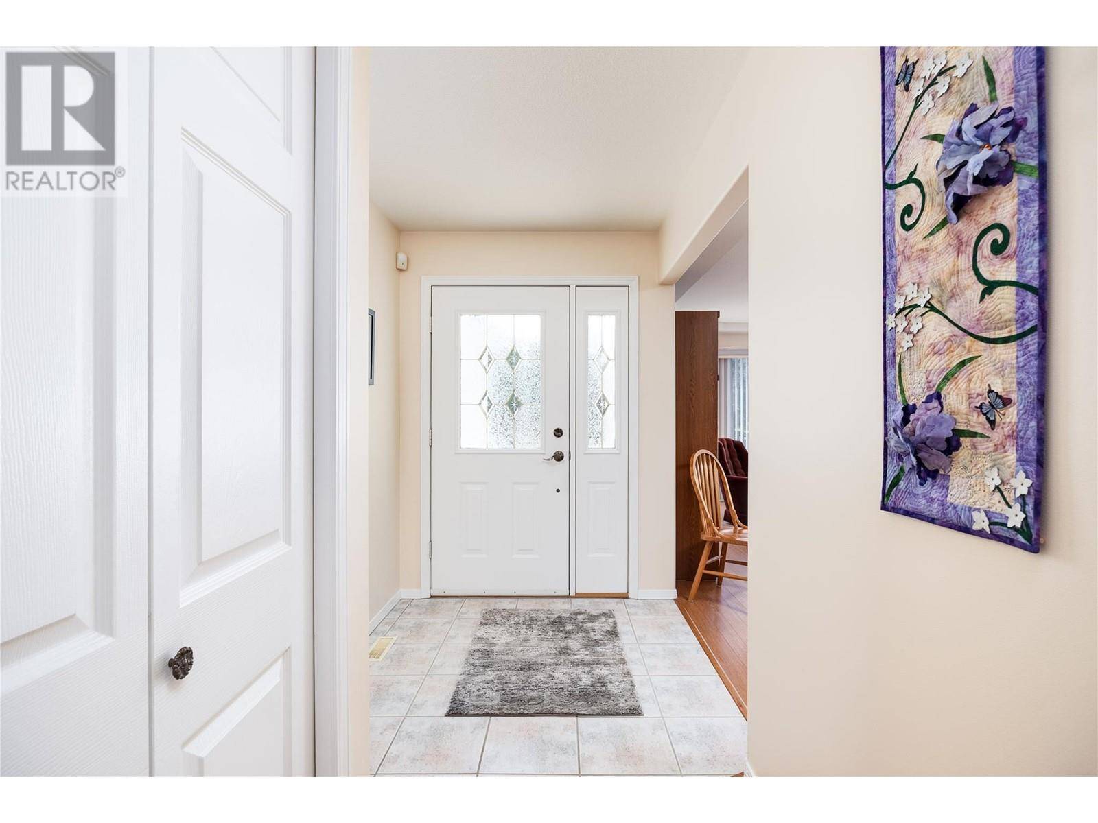 Kelowna, BC V1X7M9,438 Parfitt Court