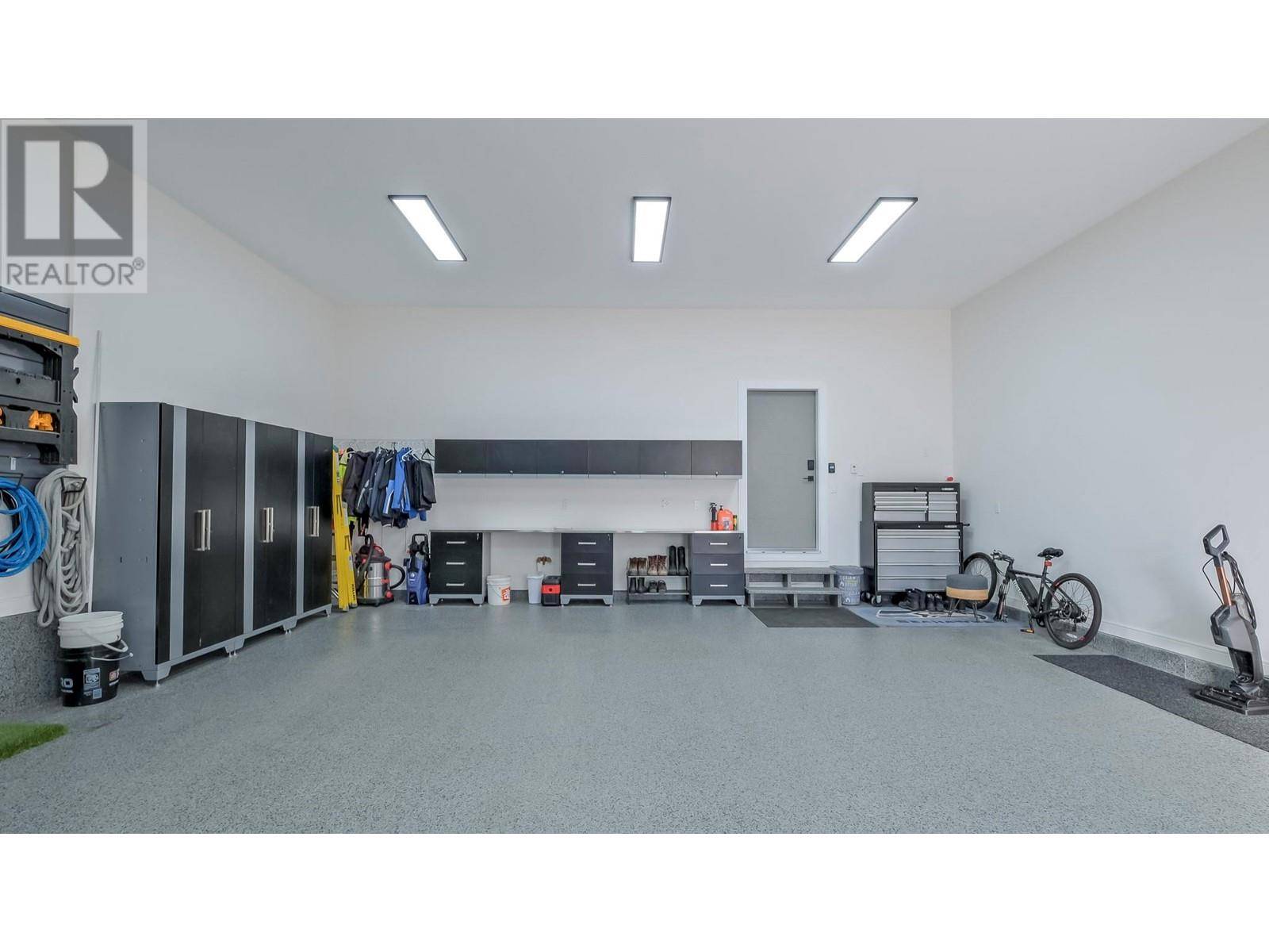 Penticton, BC V2A0B4,182 AVERY Place