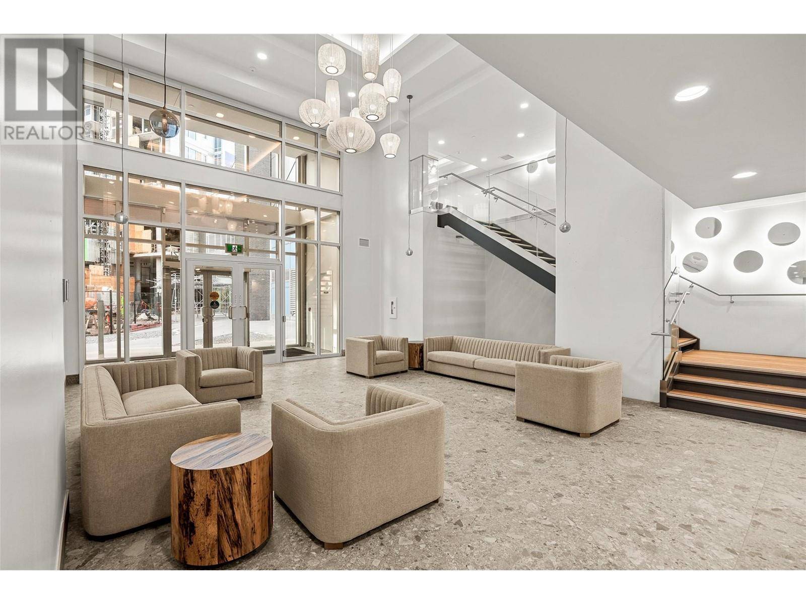 Kelowna, BC V1W3L2,3699 Capozzi RD #803