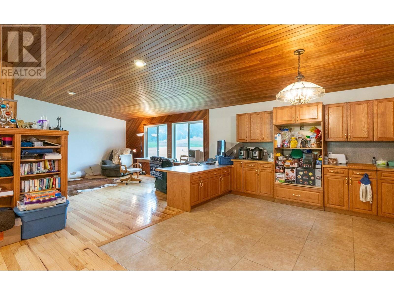 Chase, BC V0E1M1,1053 Ptarmigan Road