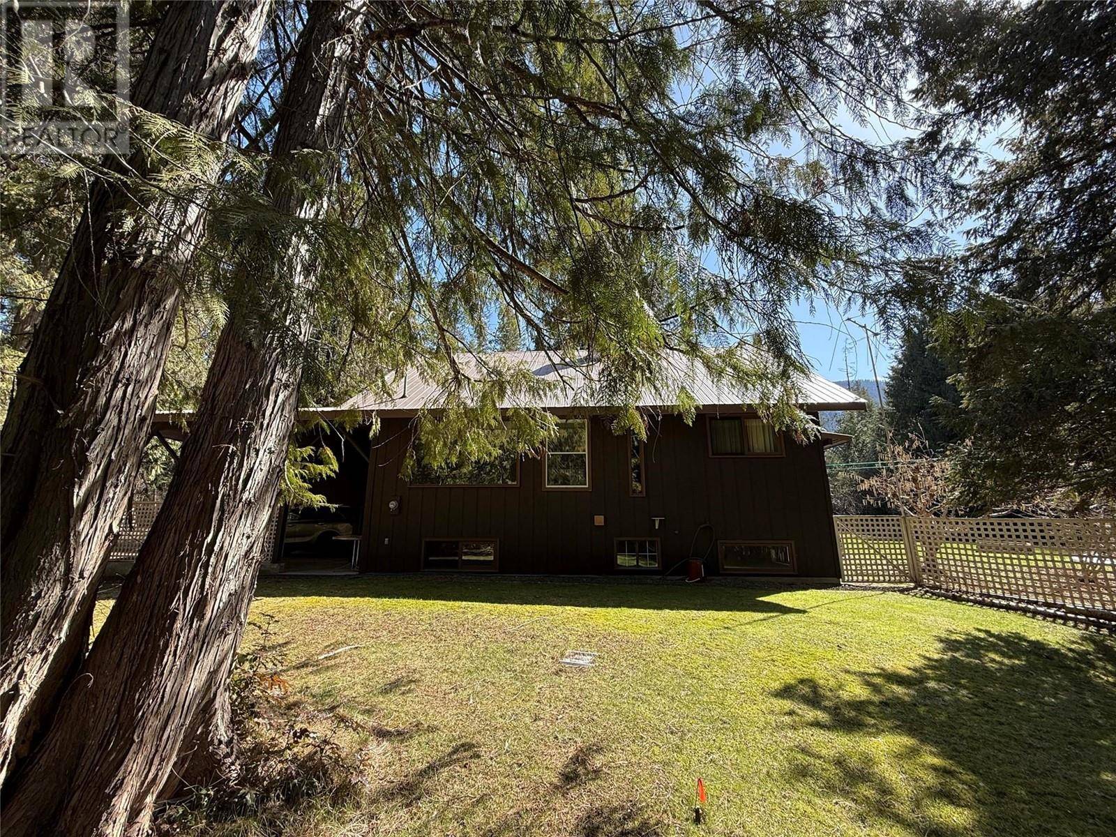 Winlaw, BC V0G2J0,5640 Rays Road