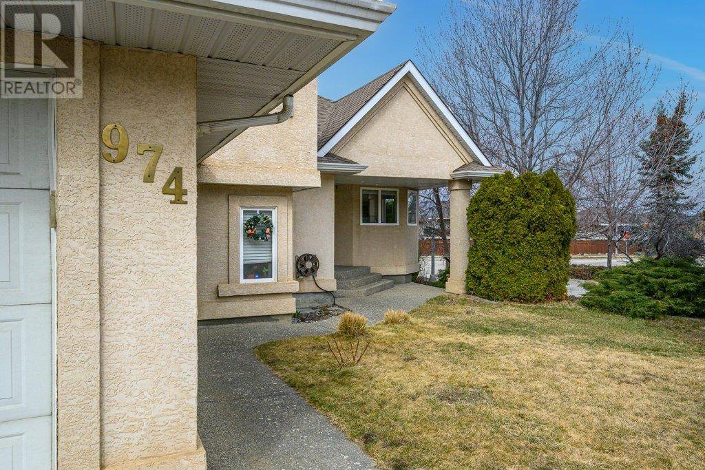 Vernon, BC V1B2Y8,974 Mt. Beaven Place