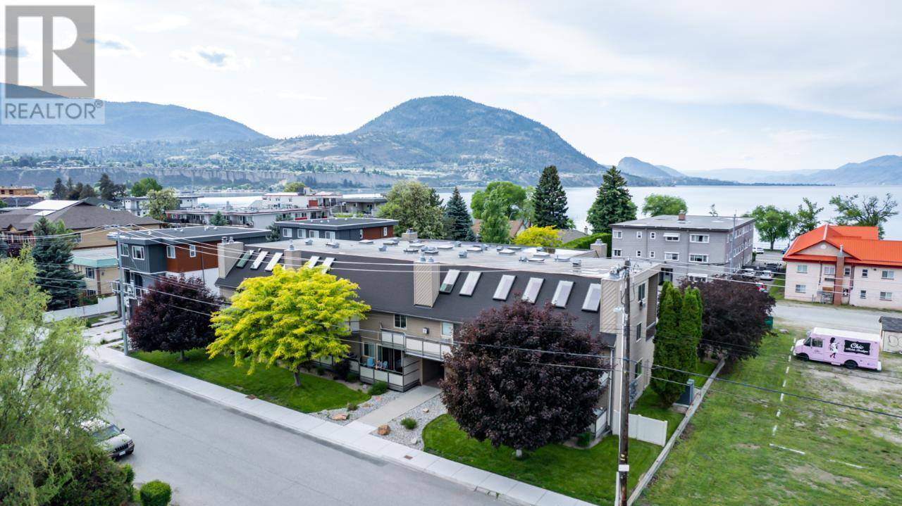 Penticton, BC V2A1C9,335 CHURCHILL AVE #205
