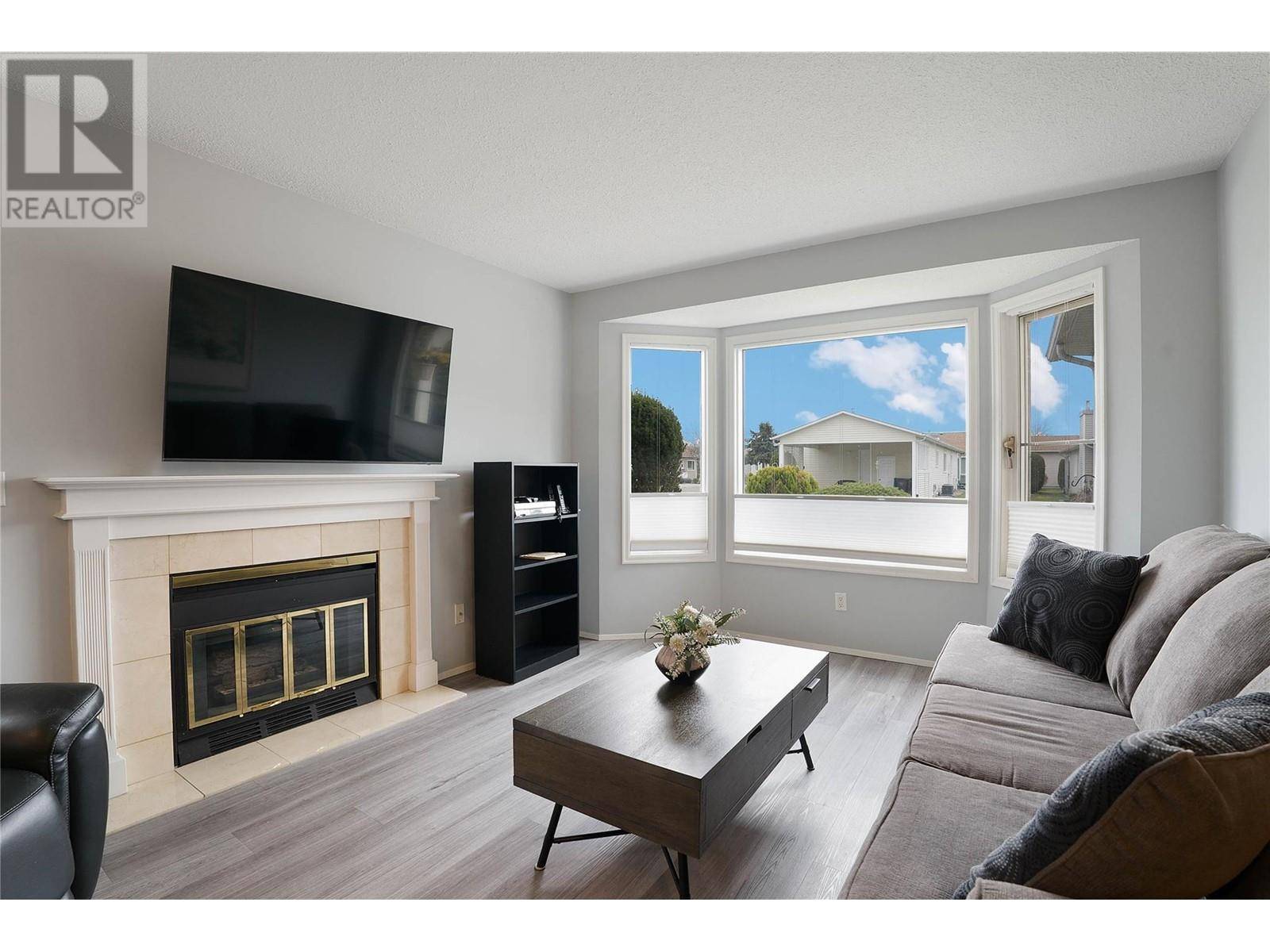 Kelowna, BC V1W3S4,1260 Raymer AVE #336