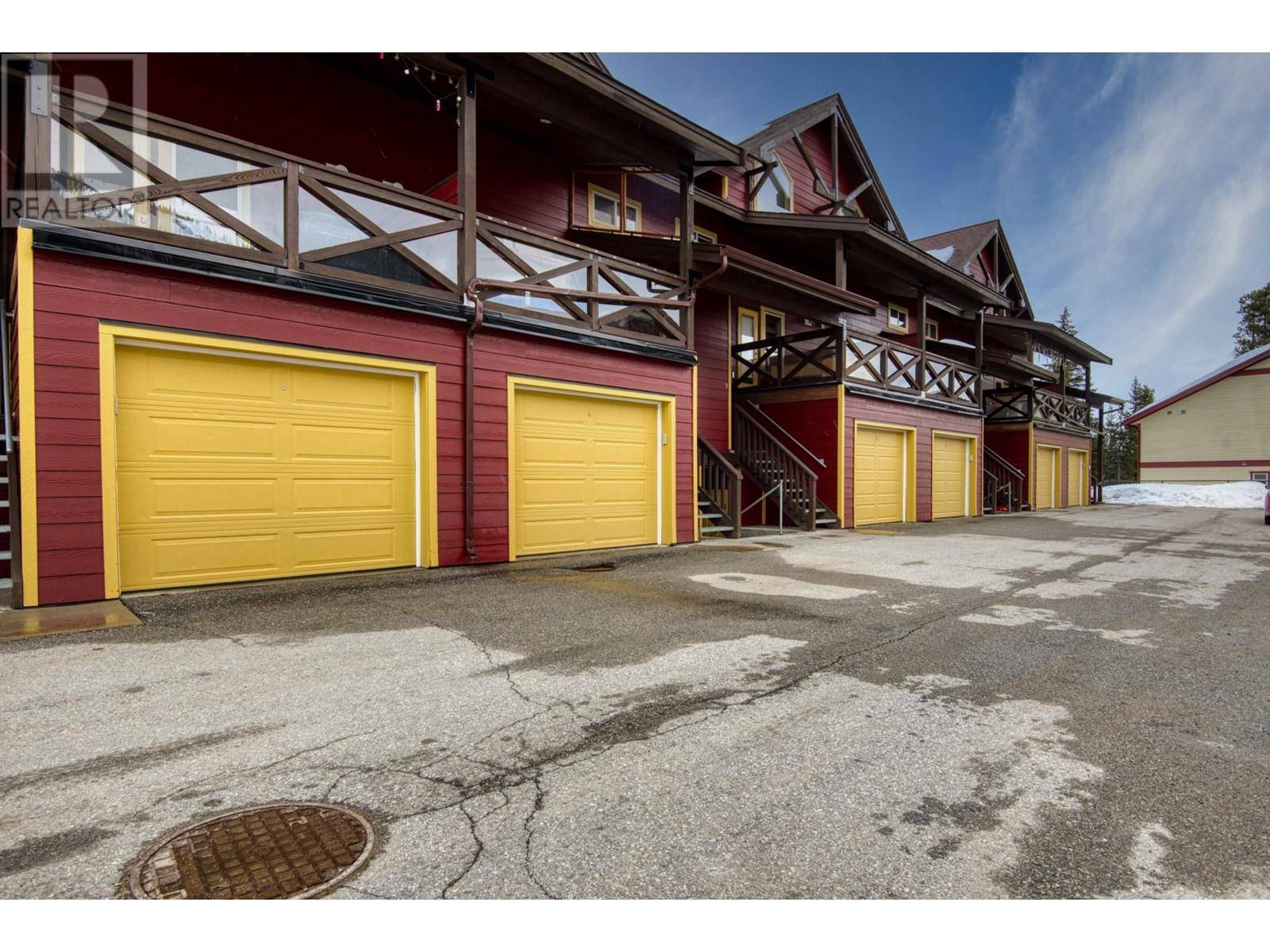 Penticton, BC V2A0E2,360 Strayhorse RD #4