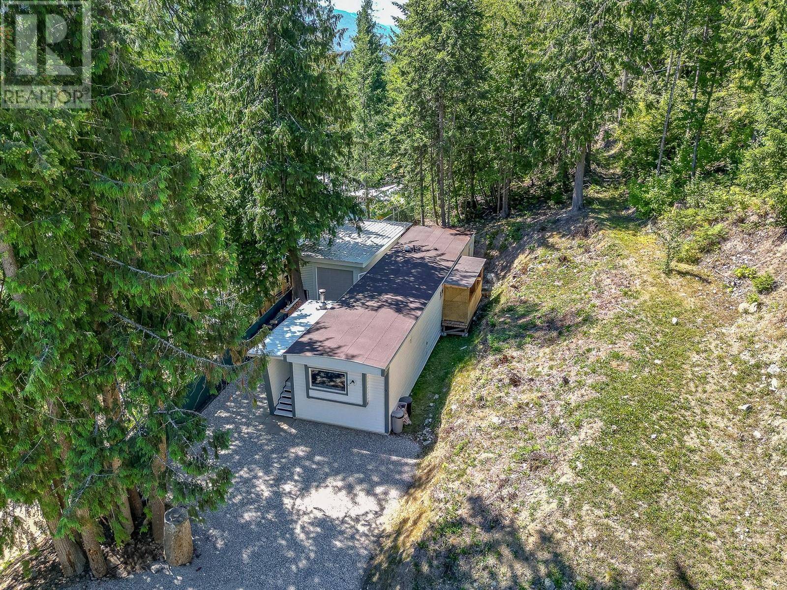 Sicamous, BC V0E2V4,2036 Solsqua-Sicamous RD #9