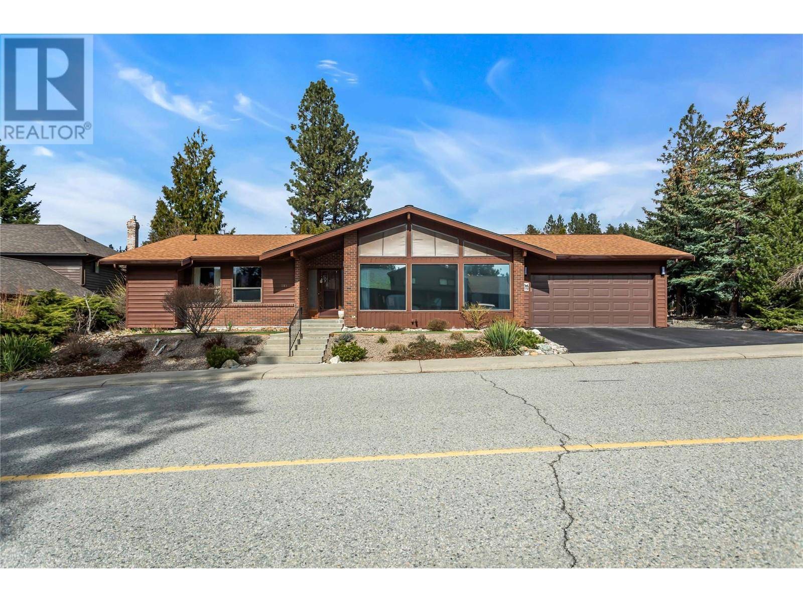 Penticton, BC V2A7Y8,781 Balsam Avenue