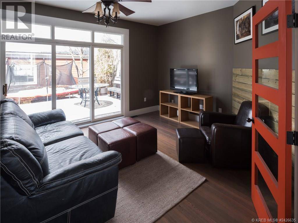 Fernie, BC V0B1M0,861 5th Avenue