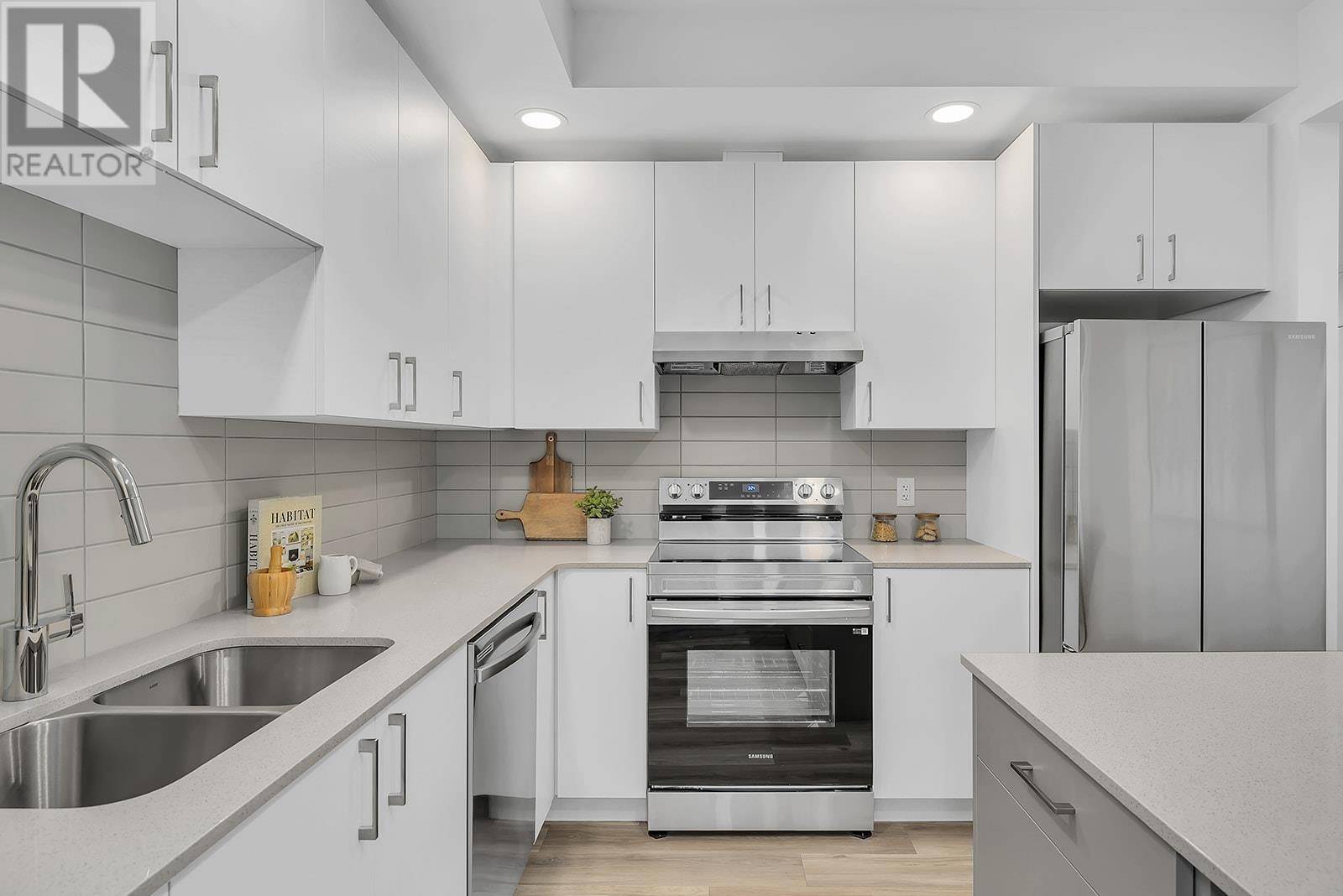 Kelowna, BC V1W0G8,1111 Frost RD #215