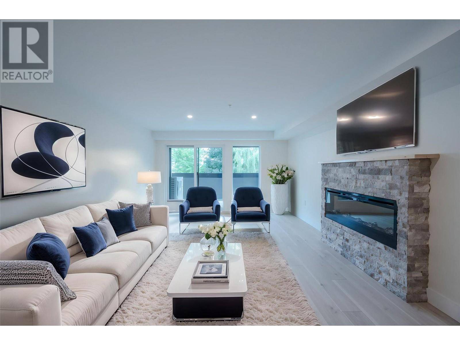 Penticton, BC V2A3W1,217 Elm AVE #207