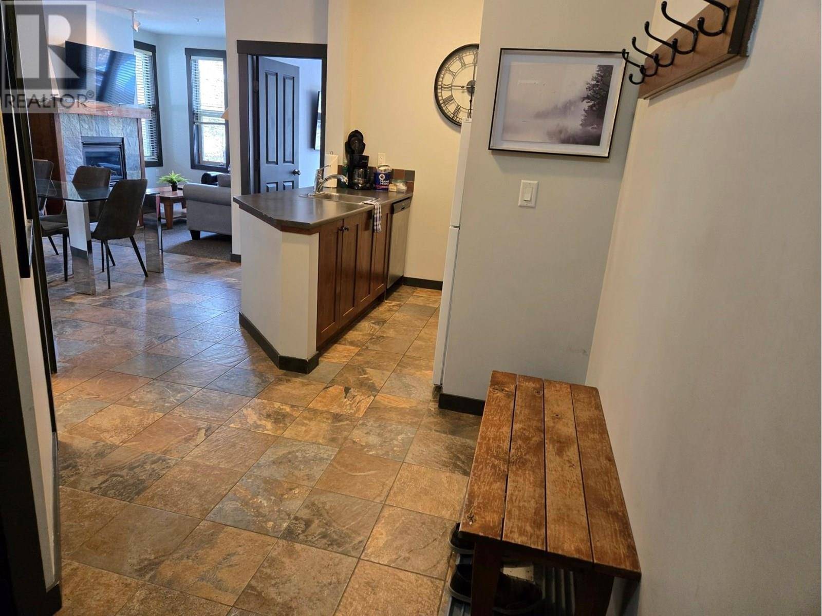 Panorama, BC V0A1T0,2070 SUMMIT DR #201A