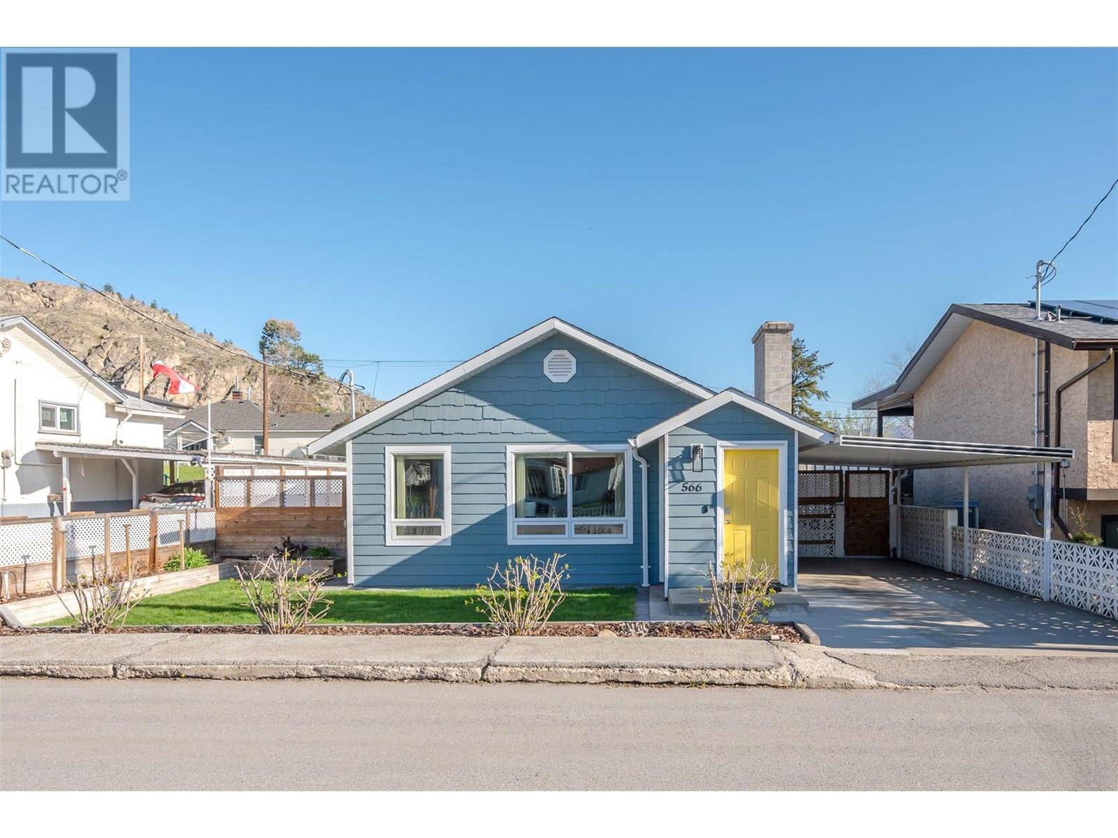 Oliver, BC V0H1T0,566 CHURCH Avenue