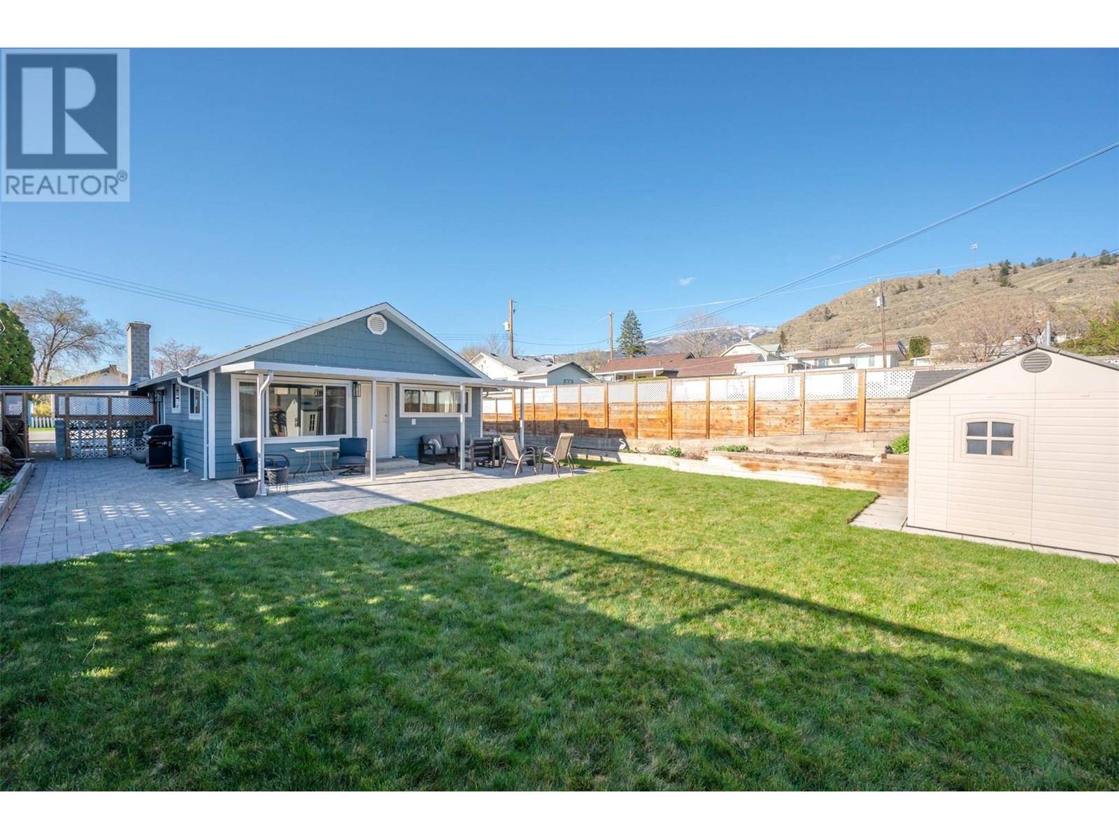 Oliver, BC V0H1T0,566 CHURCH Avenue