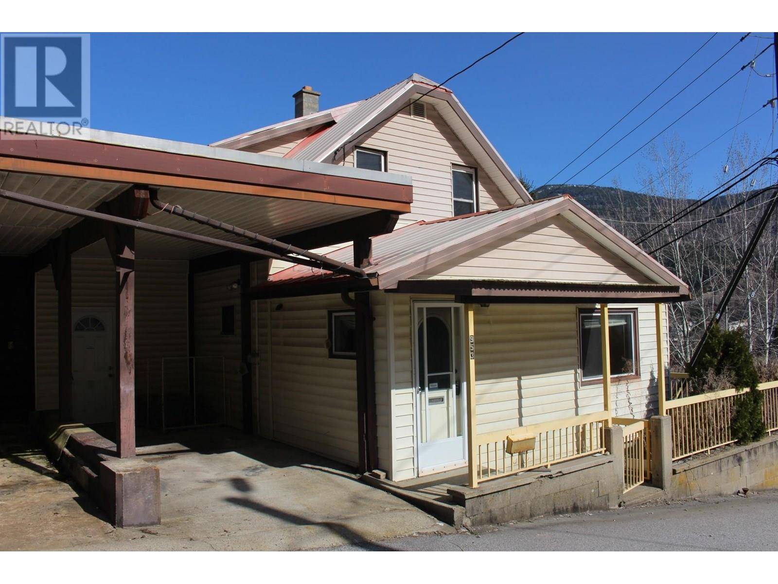 Trail, BC V1R3Y1,953 Aspen Street