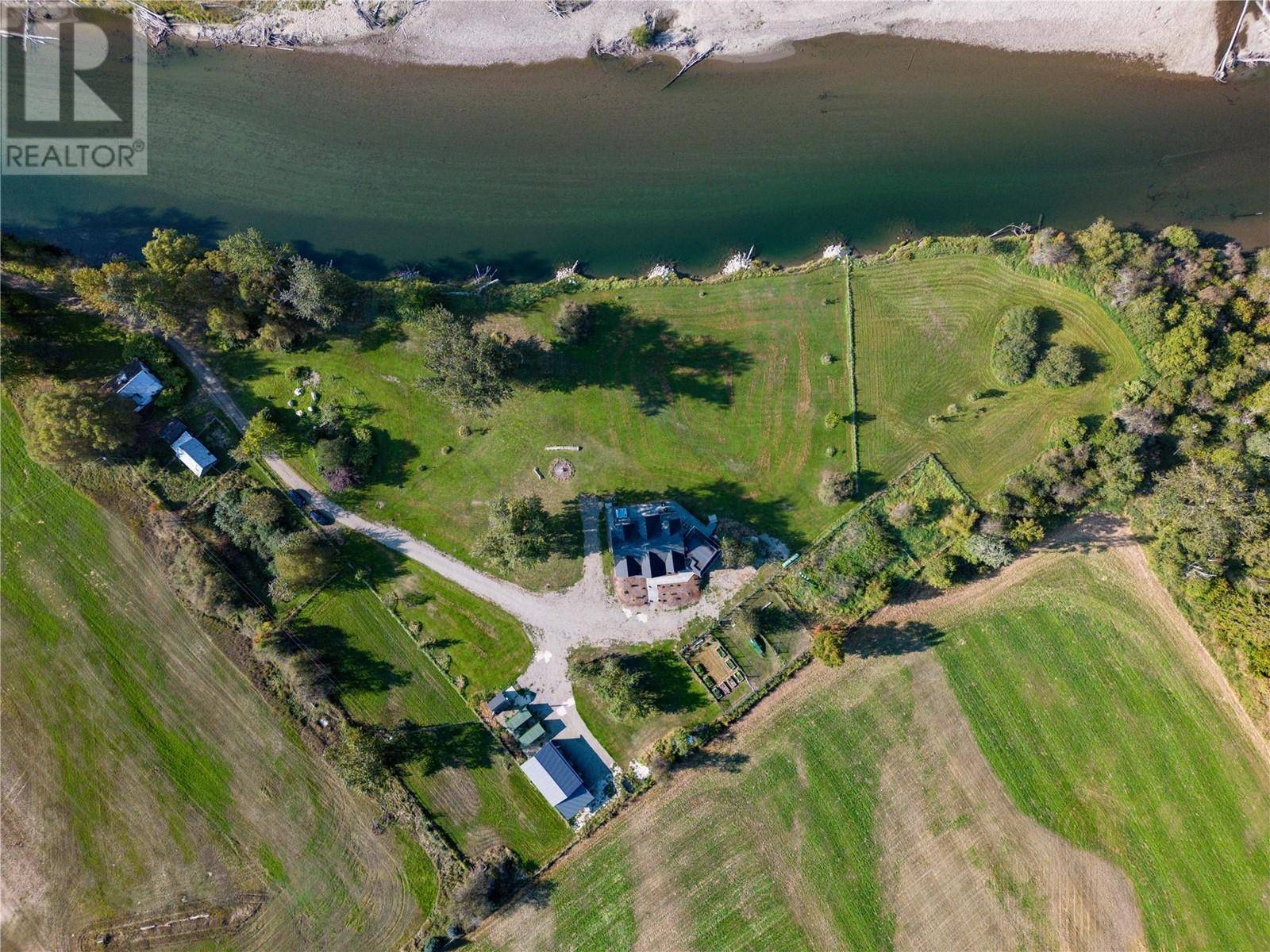 Lumby, BC V0E2G6,2388 Lawrence Road