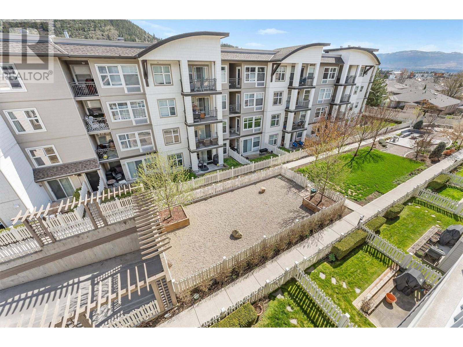Kelowna, BC V1V2V3,563 Yates RD #403