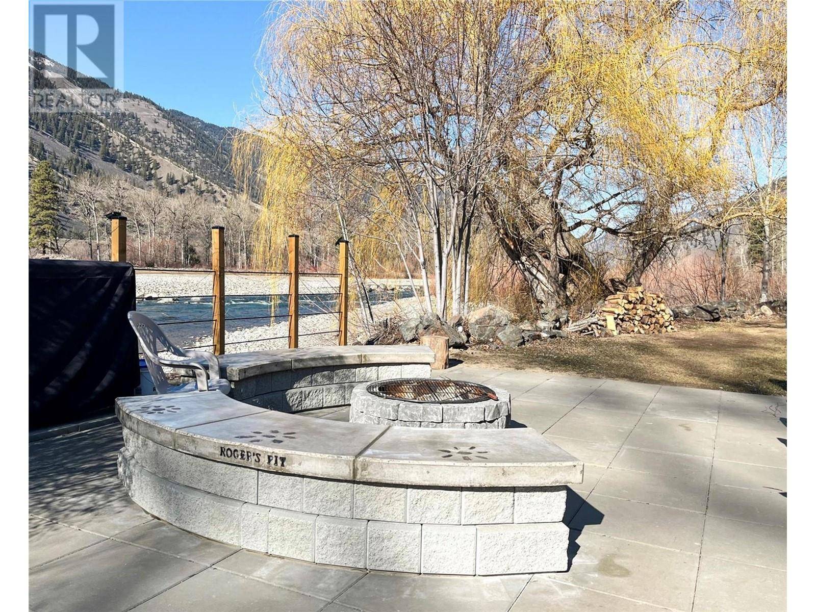 Keremeos, BC V0H1K0,4354 Highway 3 Other #32