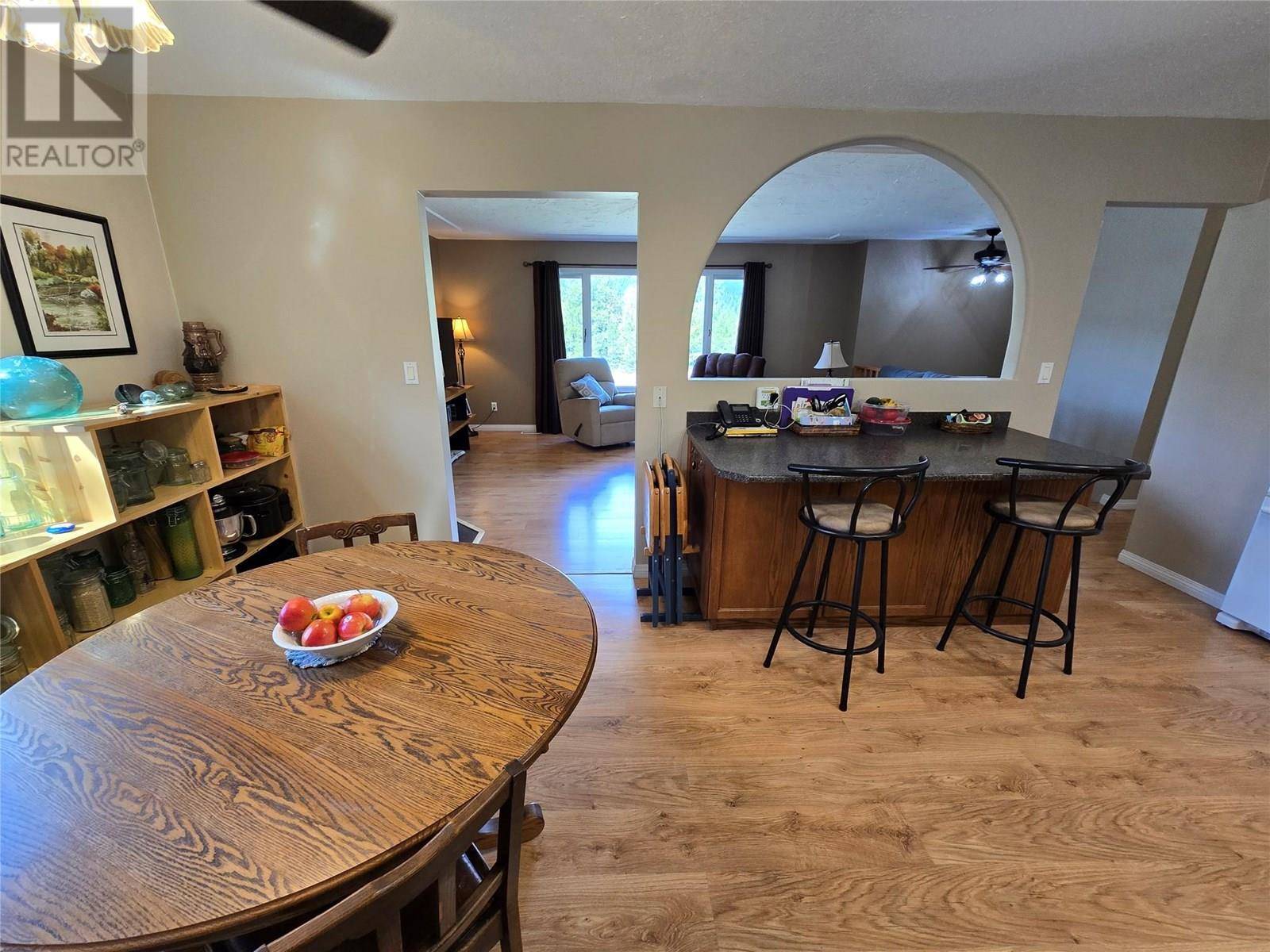 Clearwater, BC V0E1N2,1032 CAROLINE Road