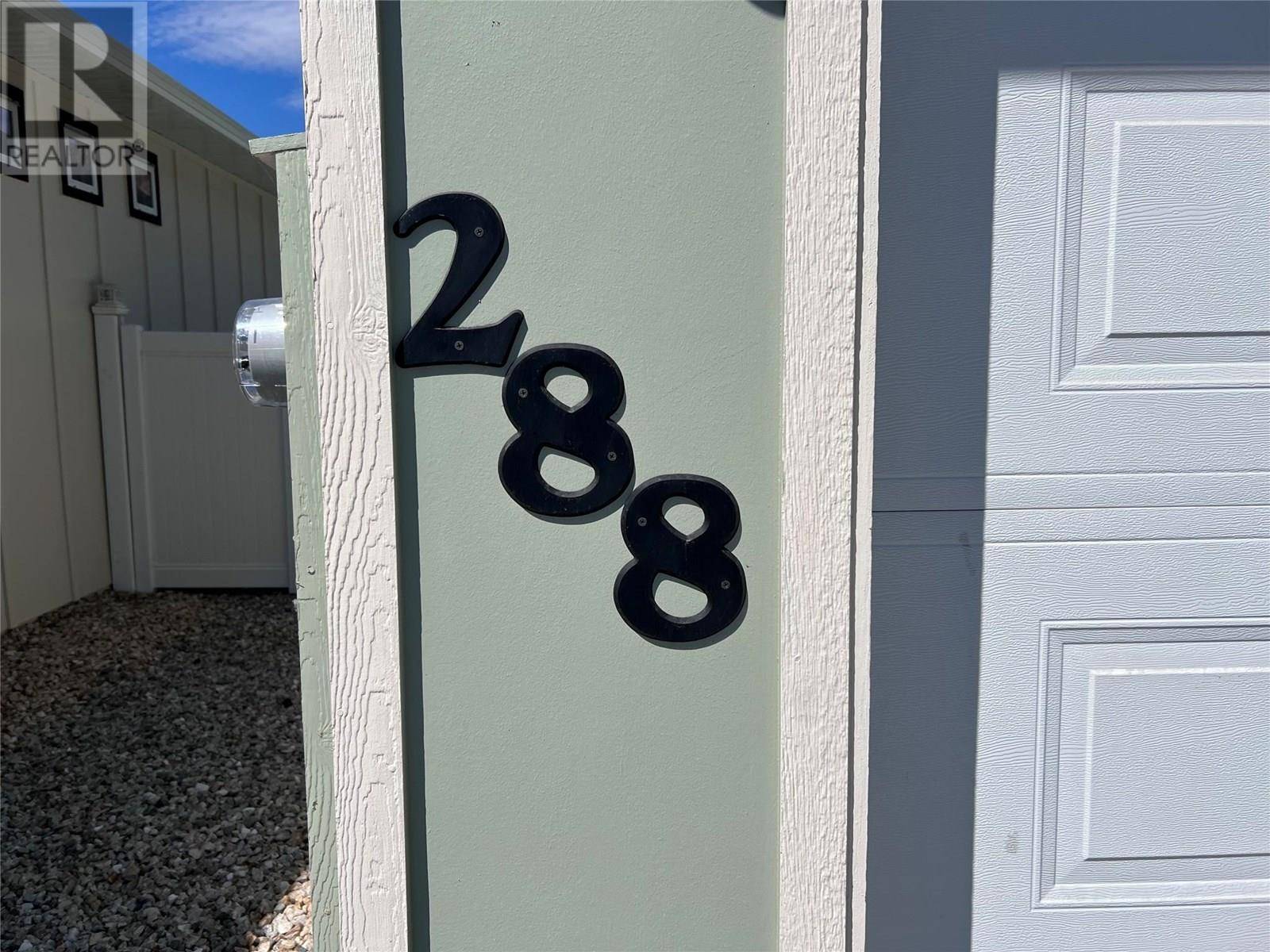 Oliver, BC V0H1T3,288 BENTGRASS Avenue