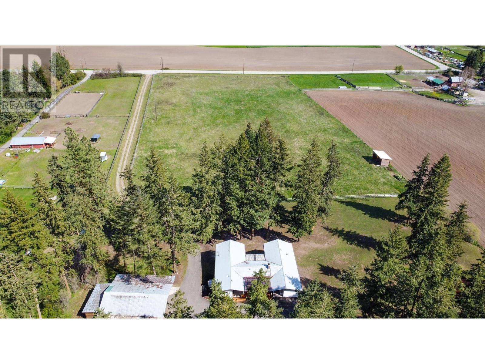 Spallumcheen, BC V0E1B4,4851 Lansdowne Road