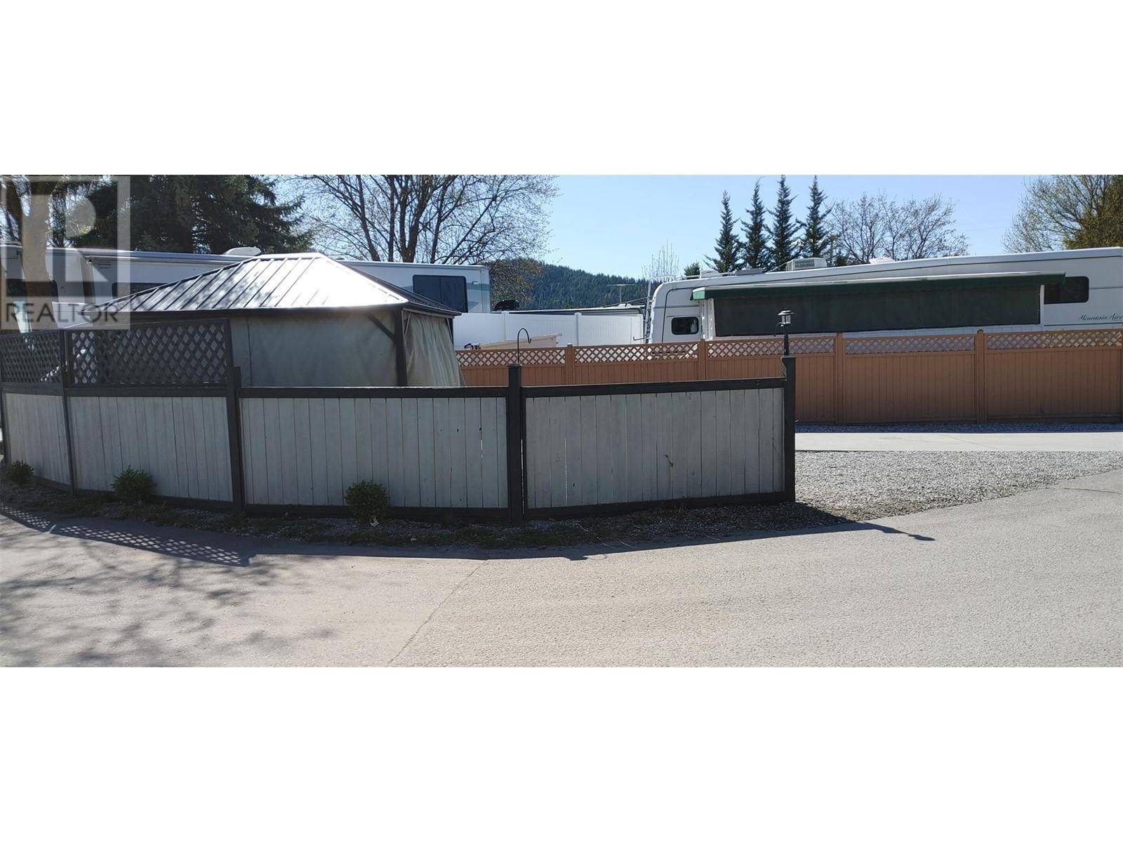 Winfield Now Lake Country, BC V4V1P4,415 Commonwealth RD #524