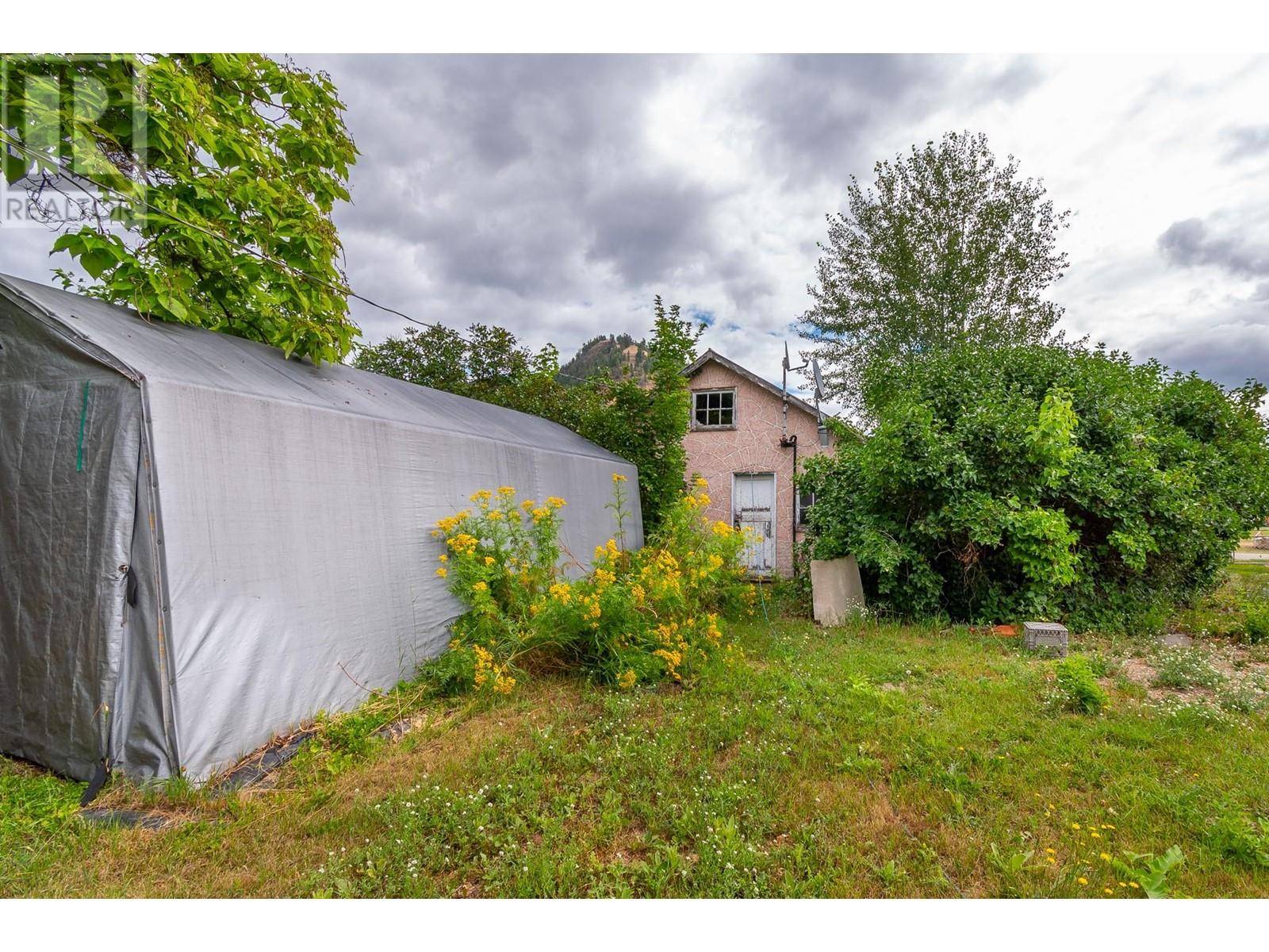 Lumby, BC V0E2G0,2259-2265 Shuswap Avenue
