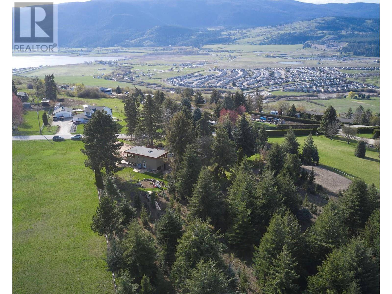 Spallumcheen, BC V1H1X2,239 Stepping Stones Crescent