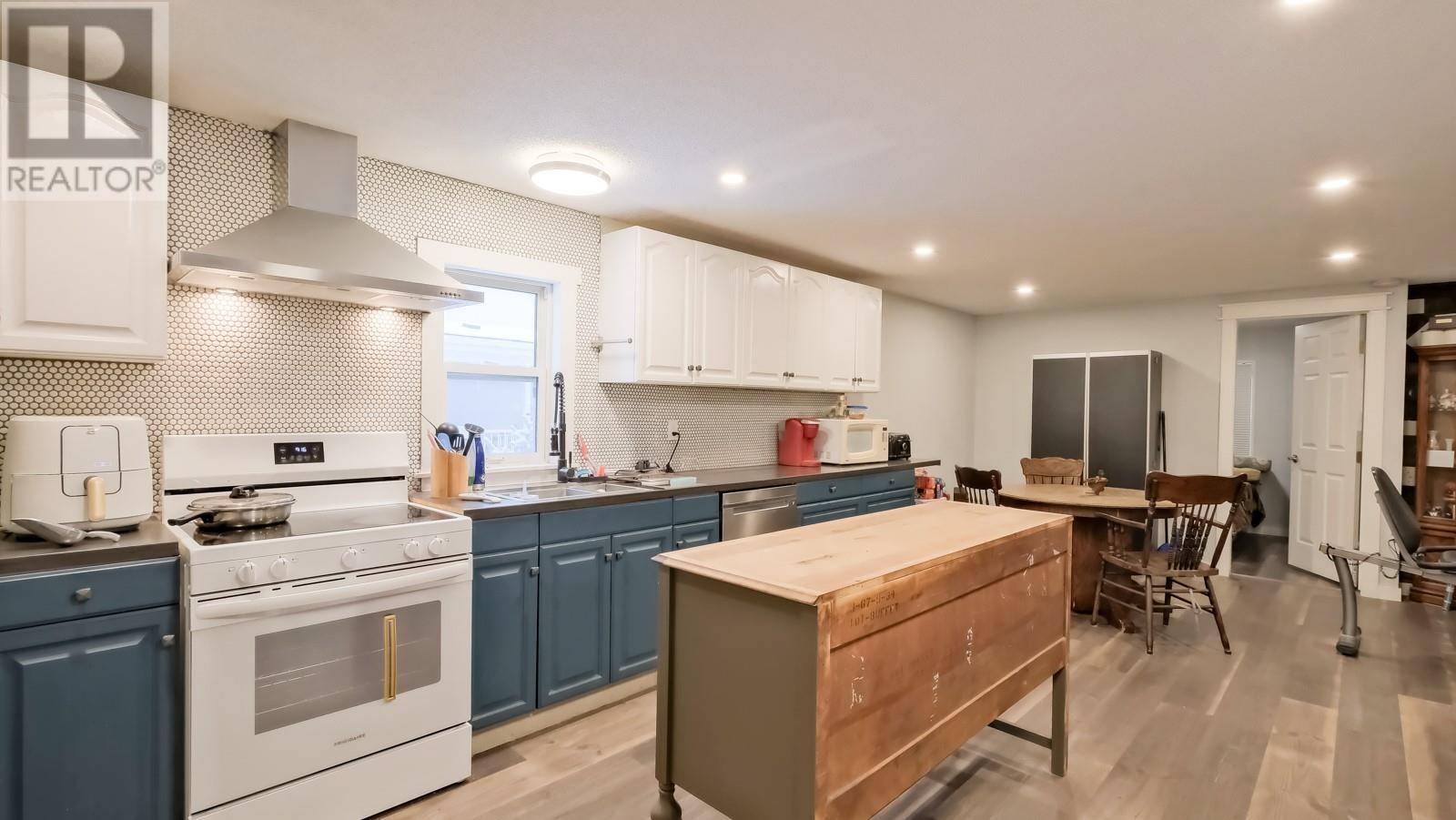 Westbank, BC V4T1L2,3381 Village Green WAY #33