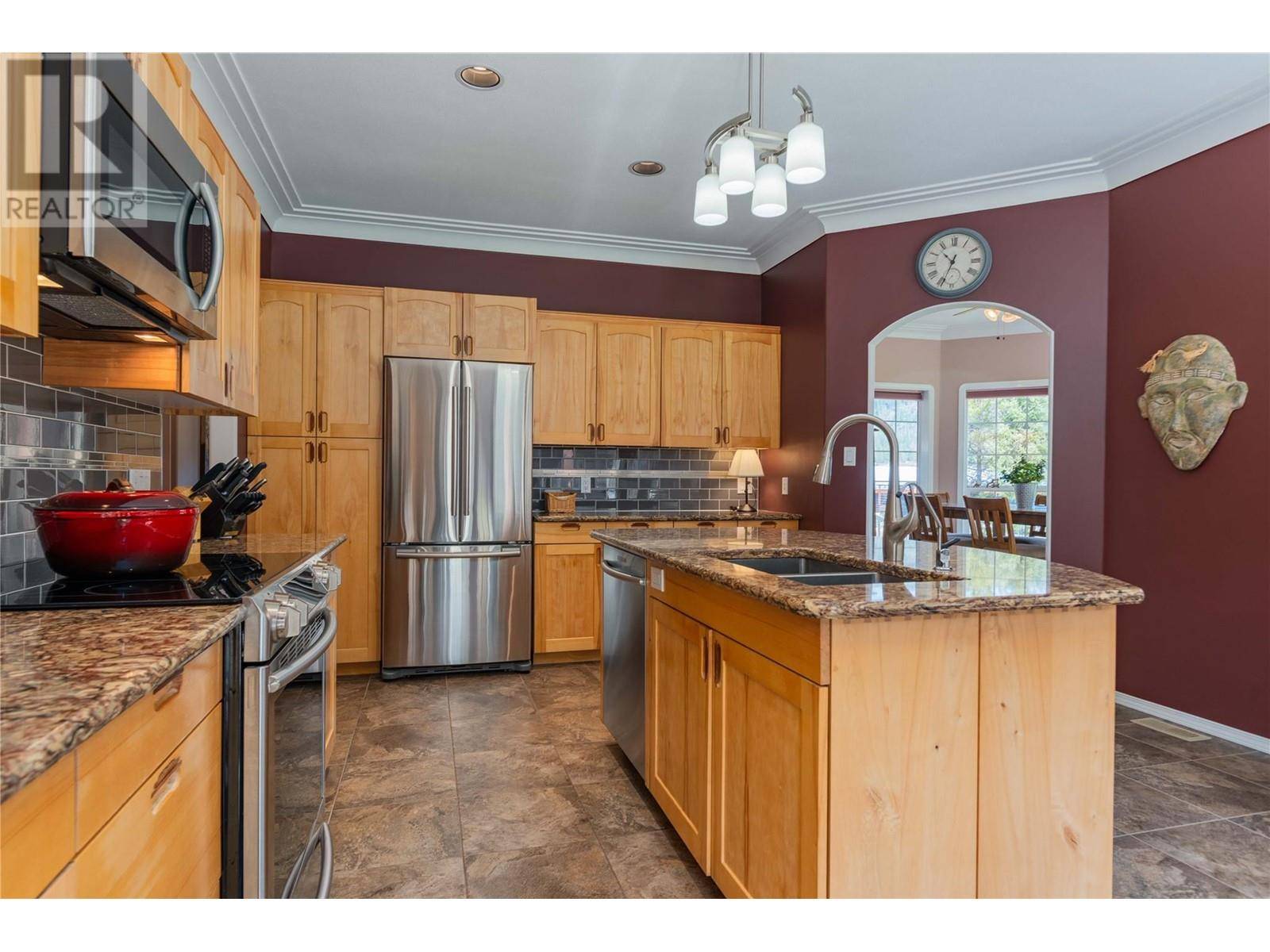 Fruitvale, BC V0G1L1,1750 Green Road