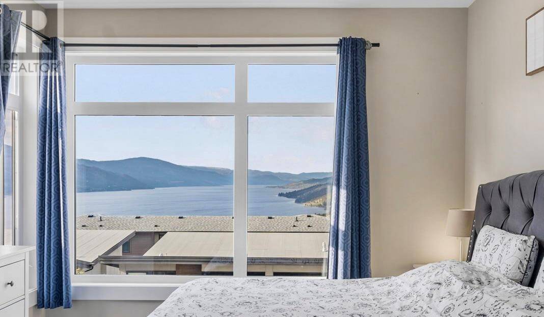 Kelowna, BC V1V0C6,3220 Hilltown DR #7